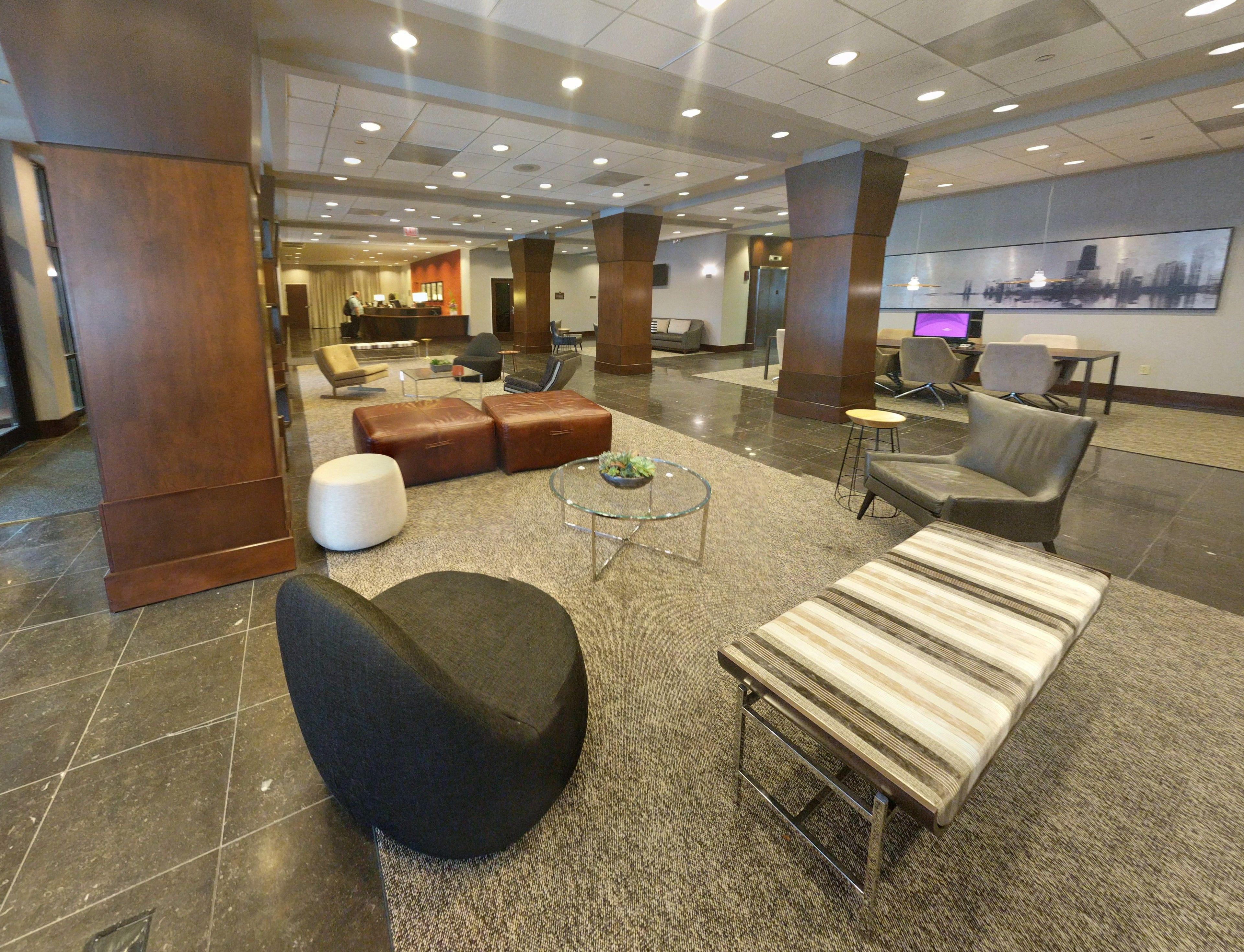 Crowne Plaza - West Loop By Ihg Hotel