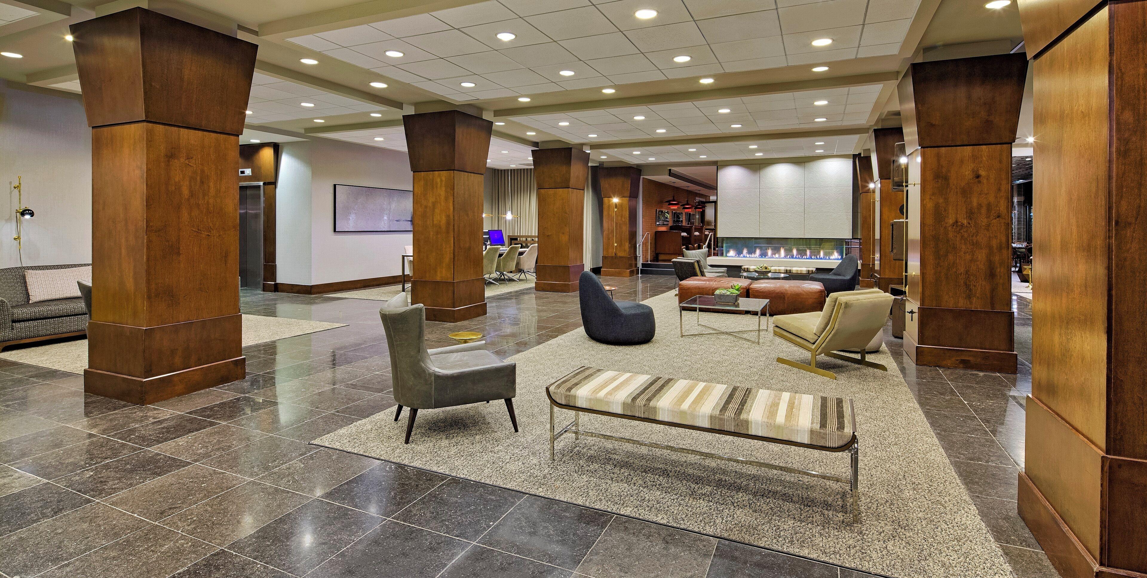 Crowne Plaza - West Loop By Ihg