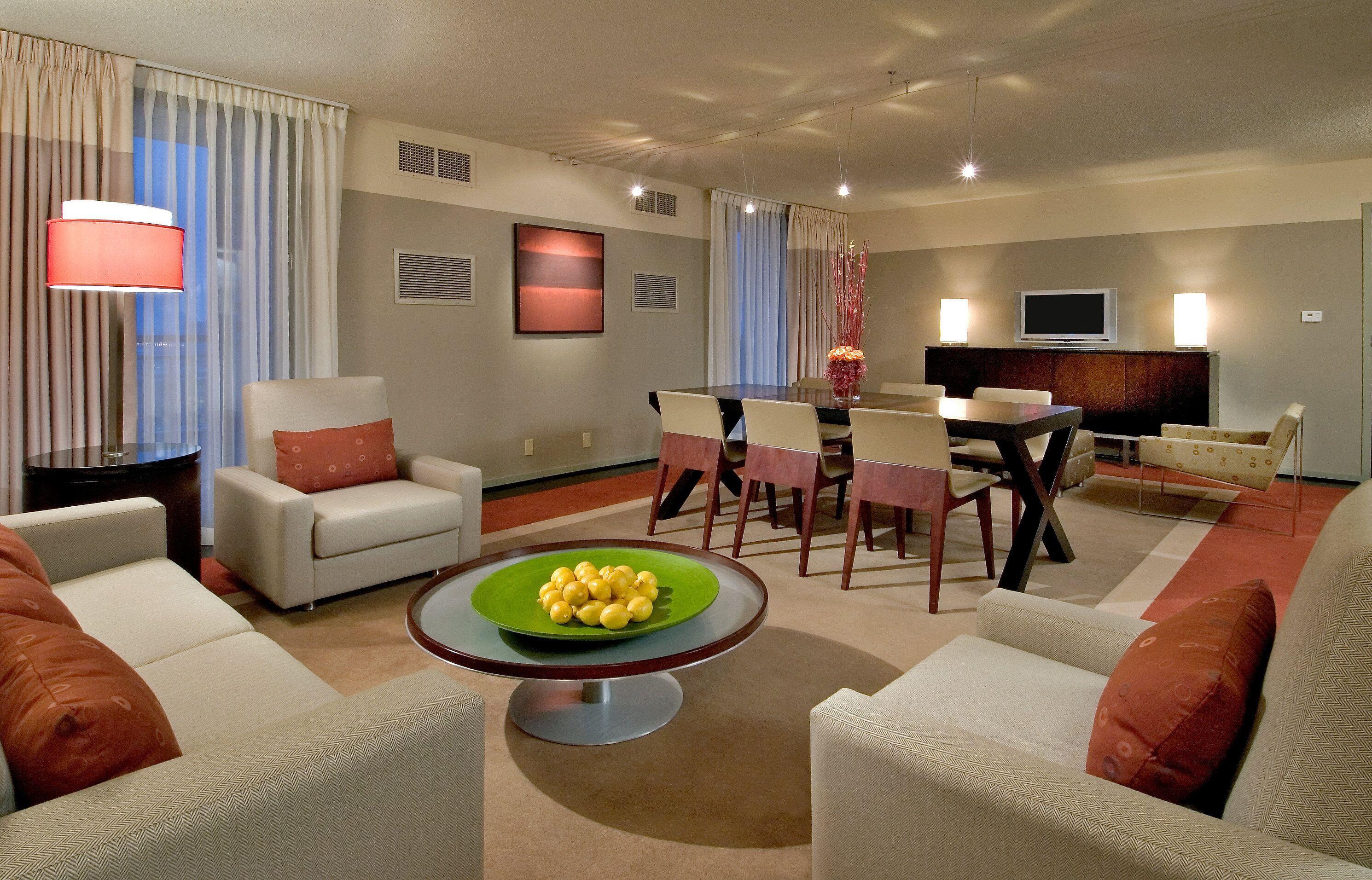 Crowne Plaza - West Loop By Ihg Hotel Chicago