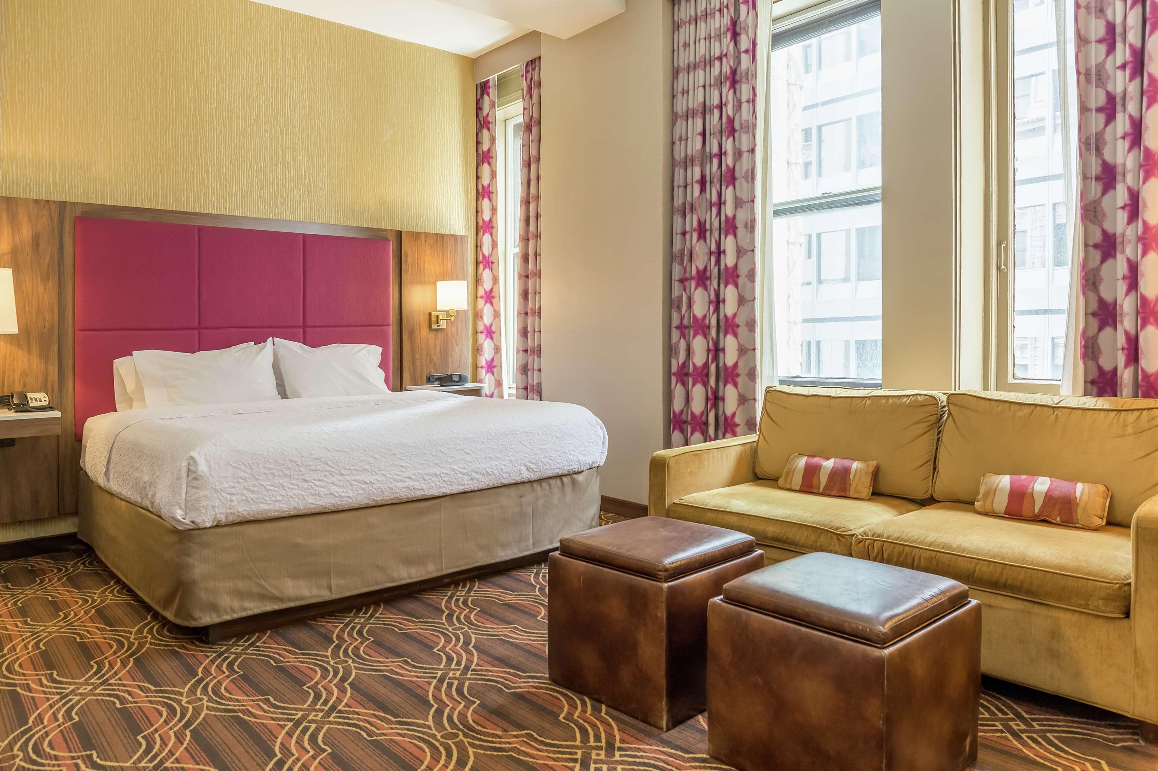 Hotel Hampton Majestic Theatre District Chicago