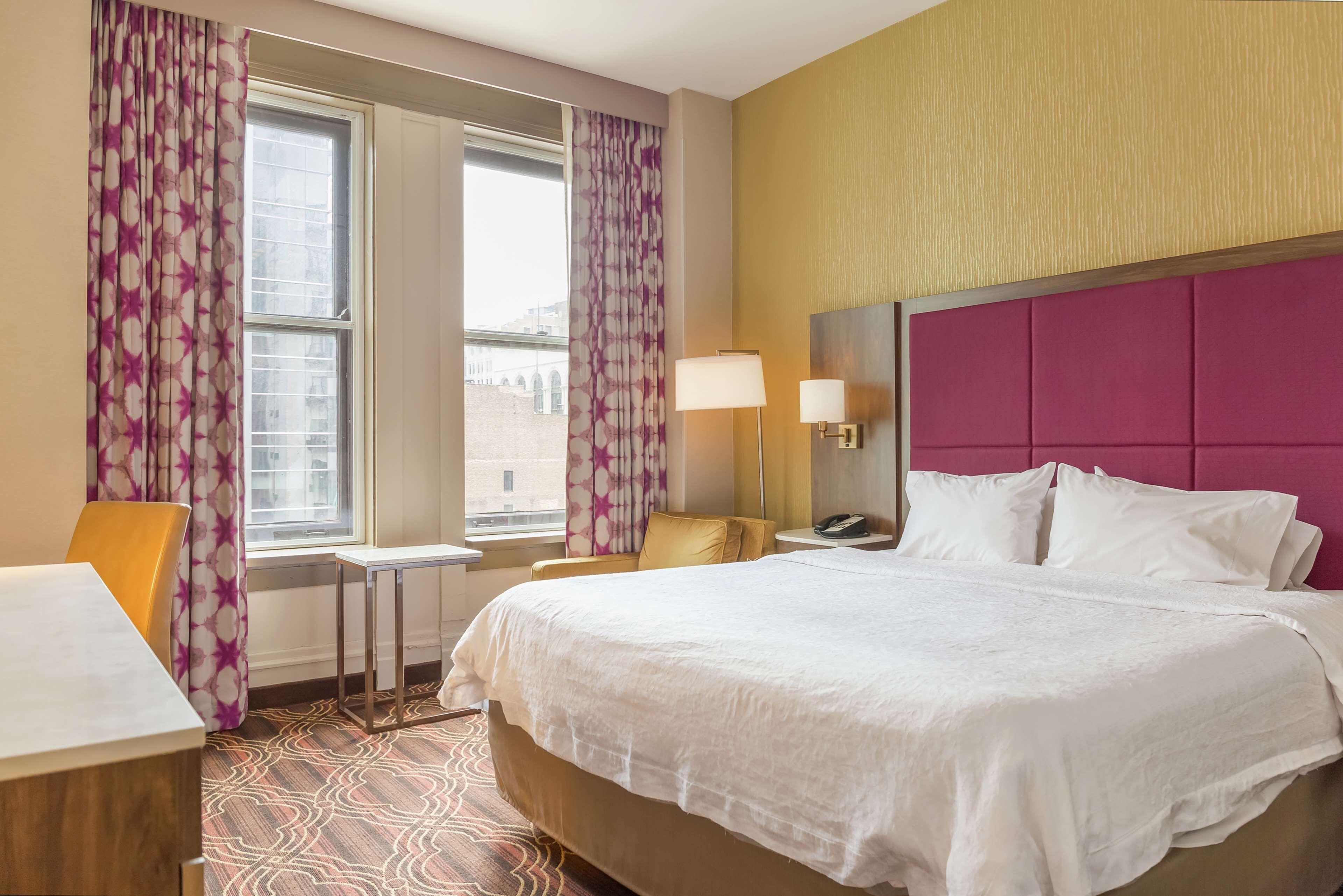Hotel Hampton Majestic Theatre District Chicago