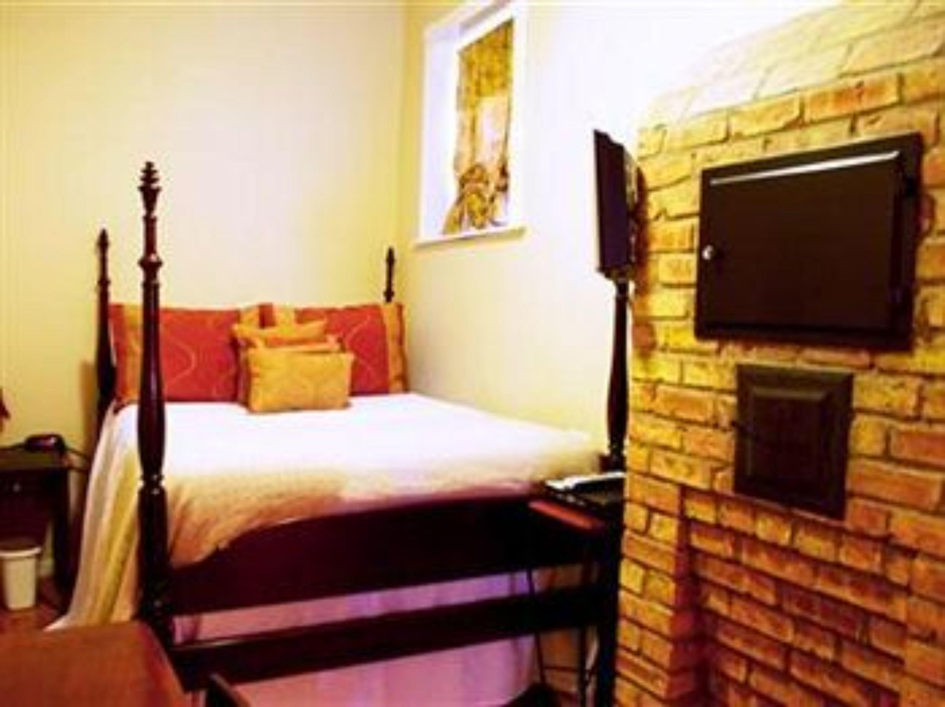 Old Bed & Breakfast Chicago