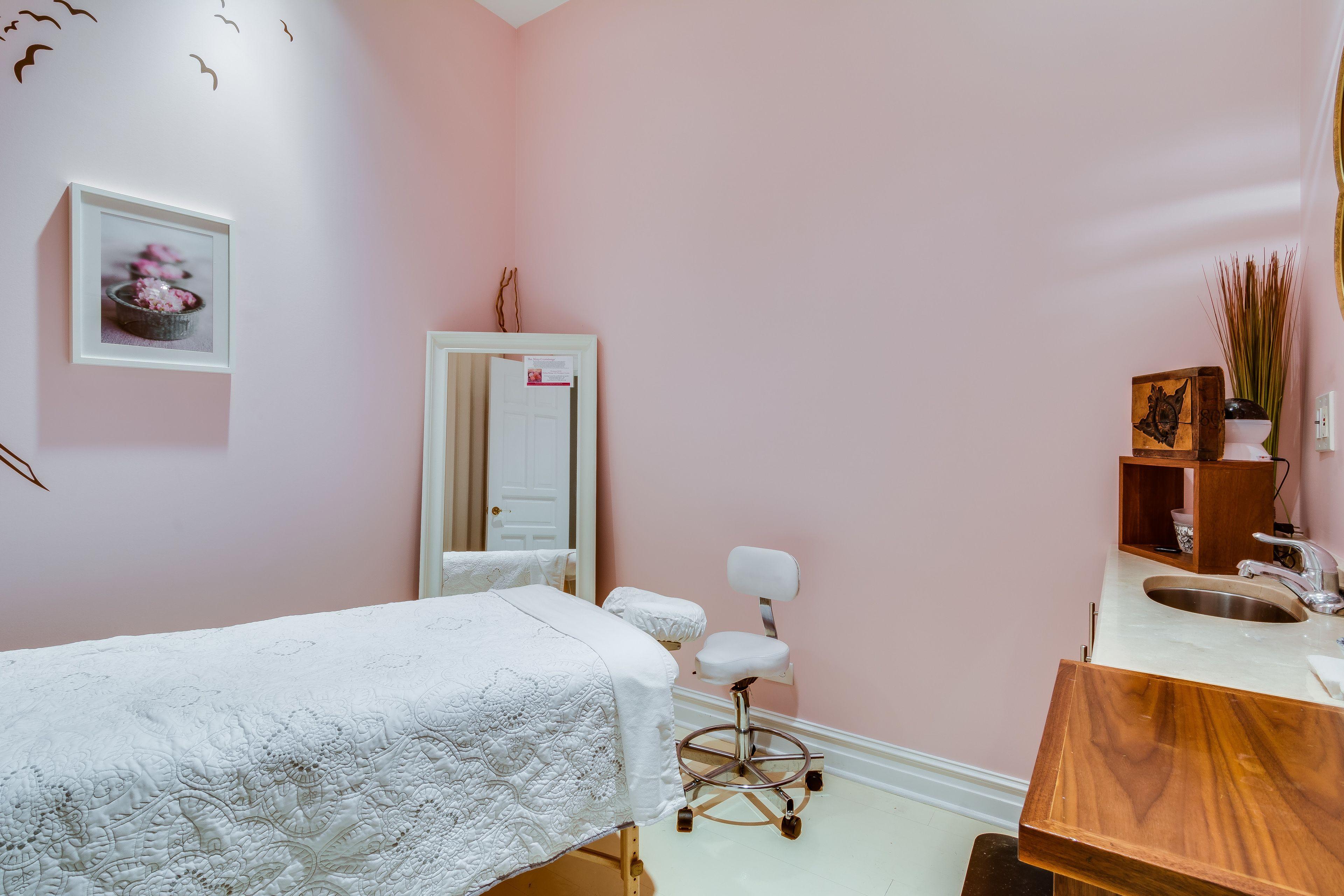 The Golden Arm (adults Only) 2* Chicago