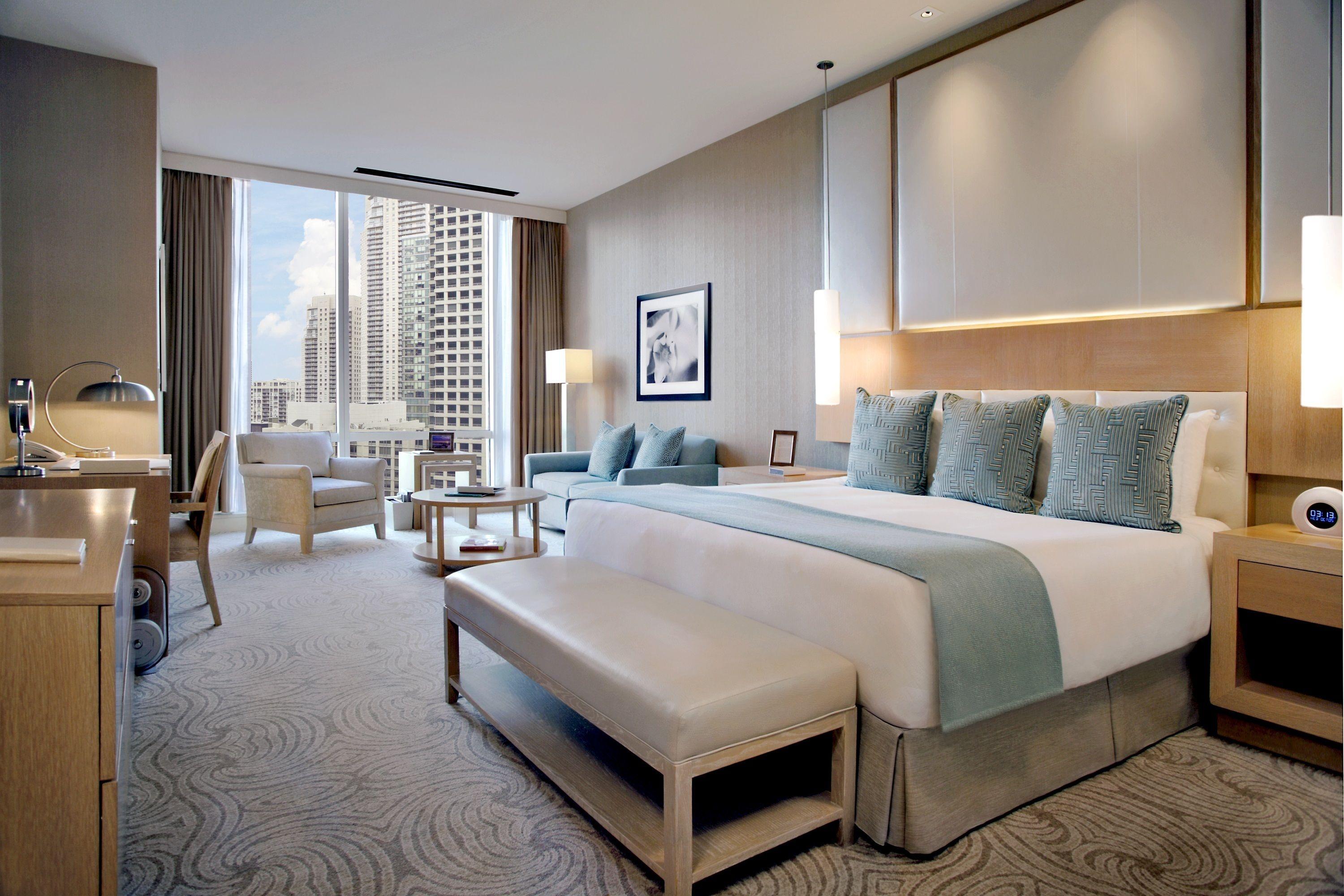 Trump International & Tower Hotel 5*