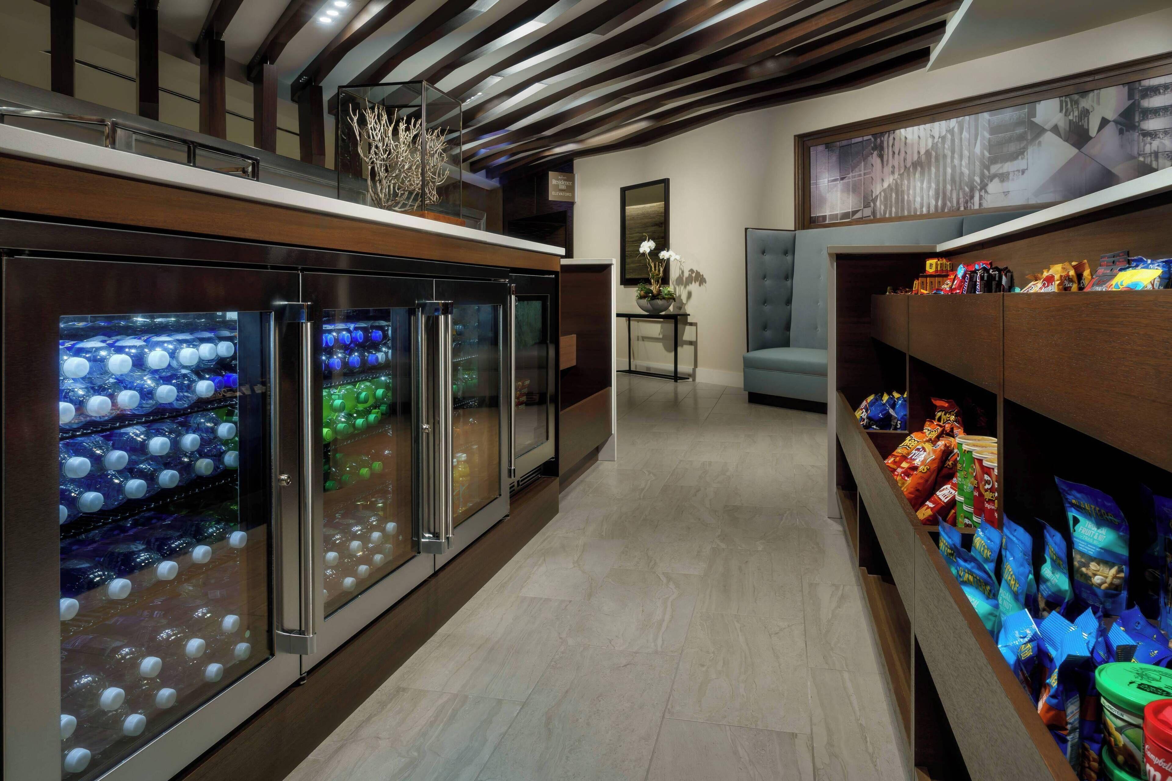 By Marriott Downtown/river North