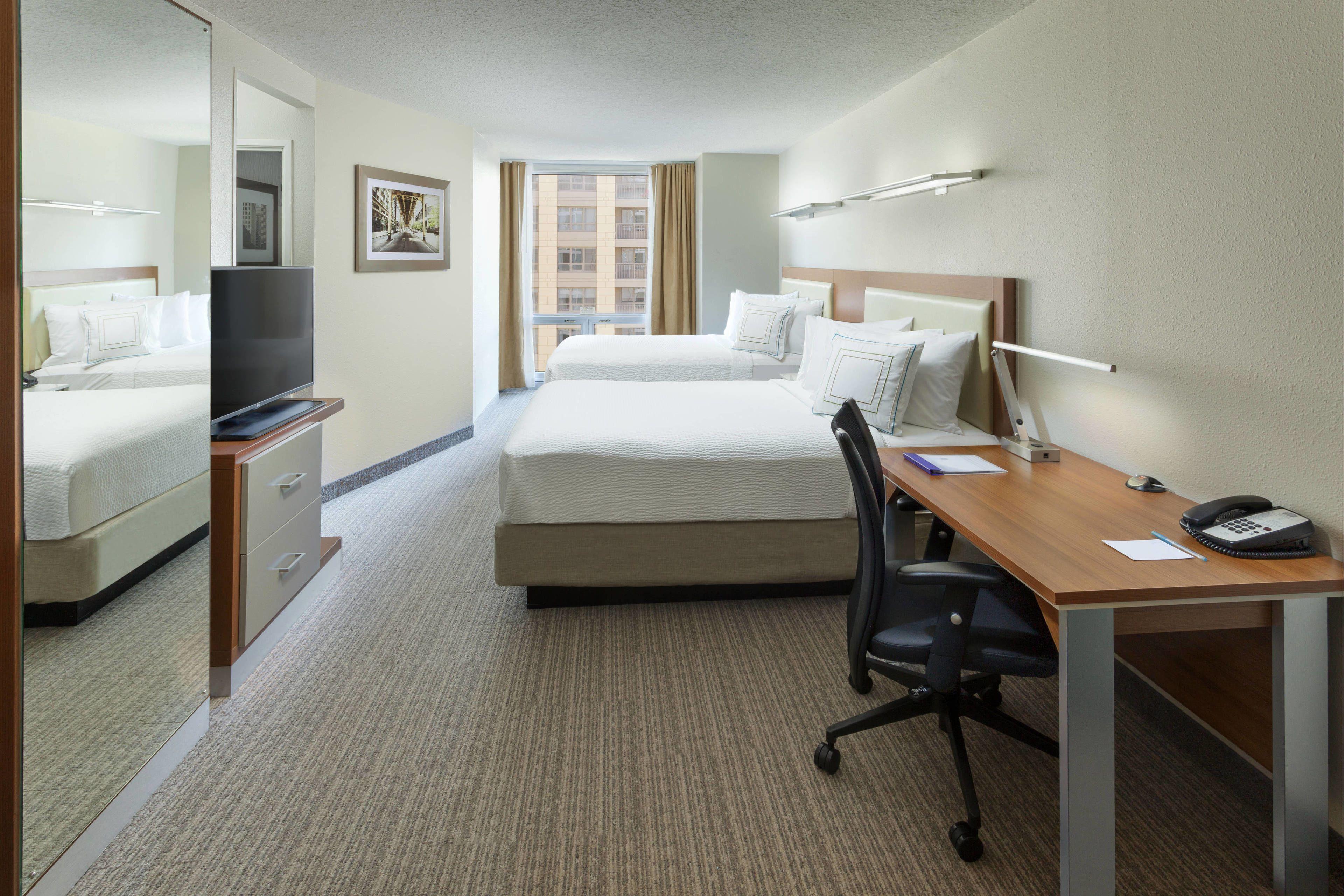 Springhill Downtown/river North Hotel