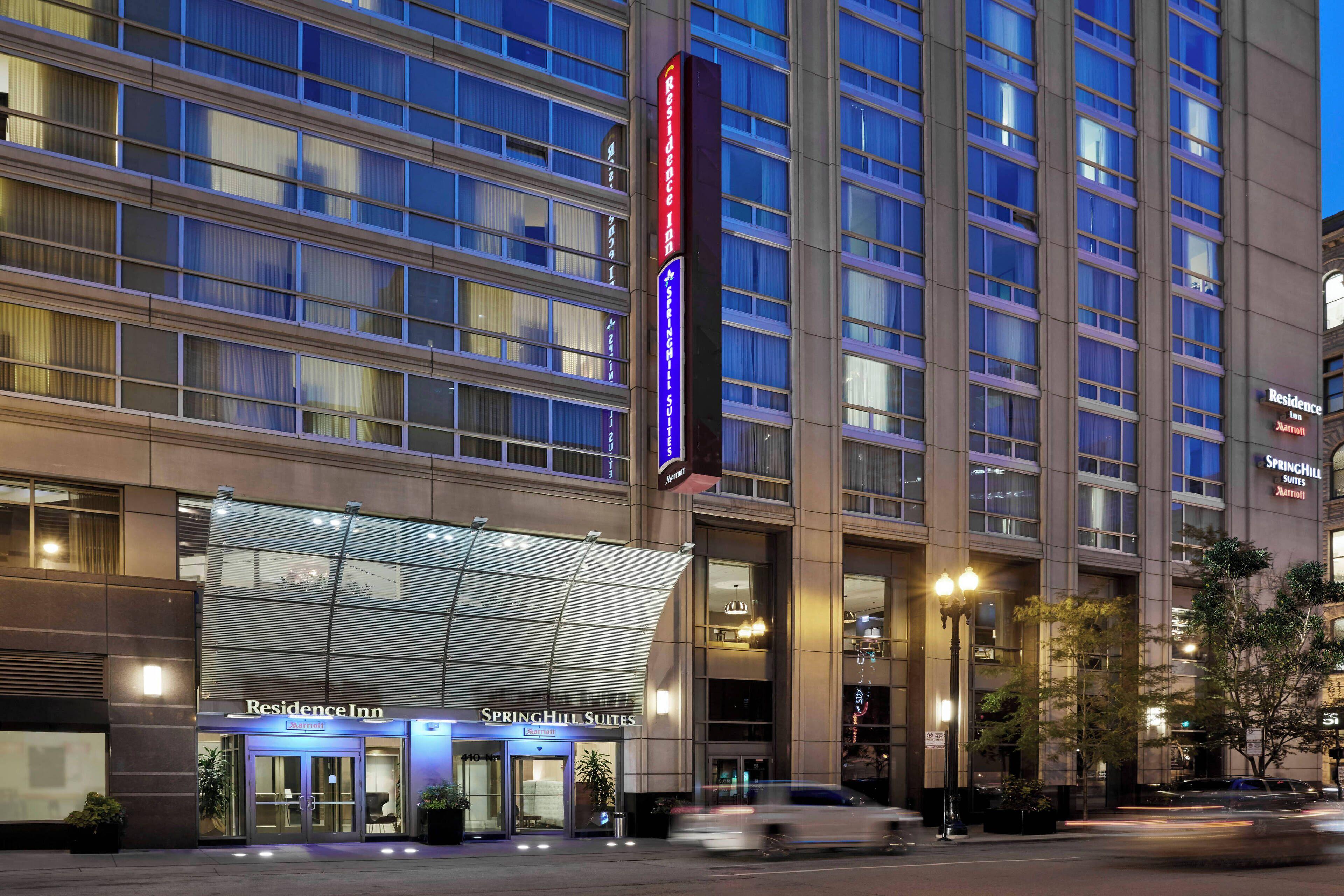 Hotel Springhill Downtown/river North 3*