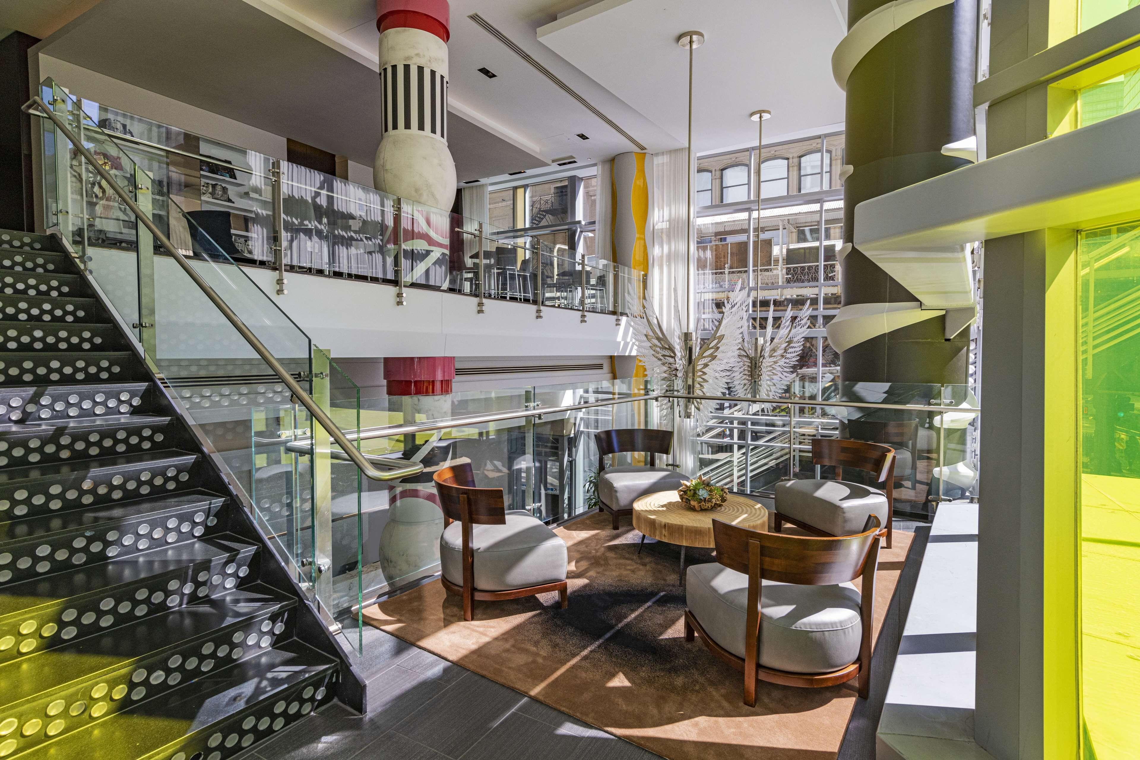 Thewit Chicago, A Hilton Hotel 4*