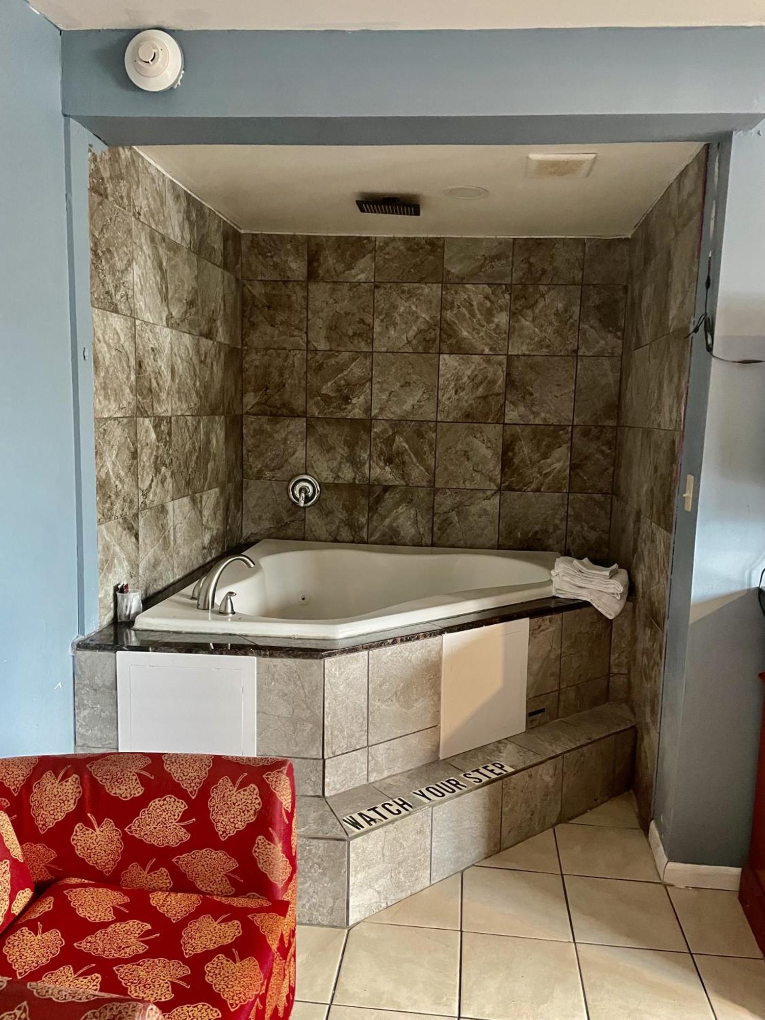 Skylark Hotel Chicago