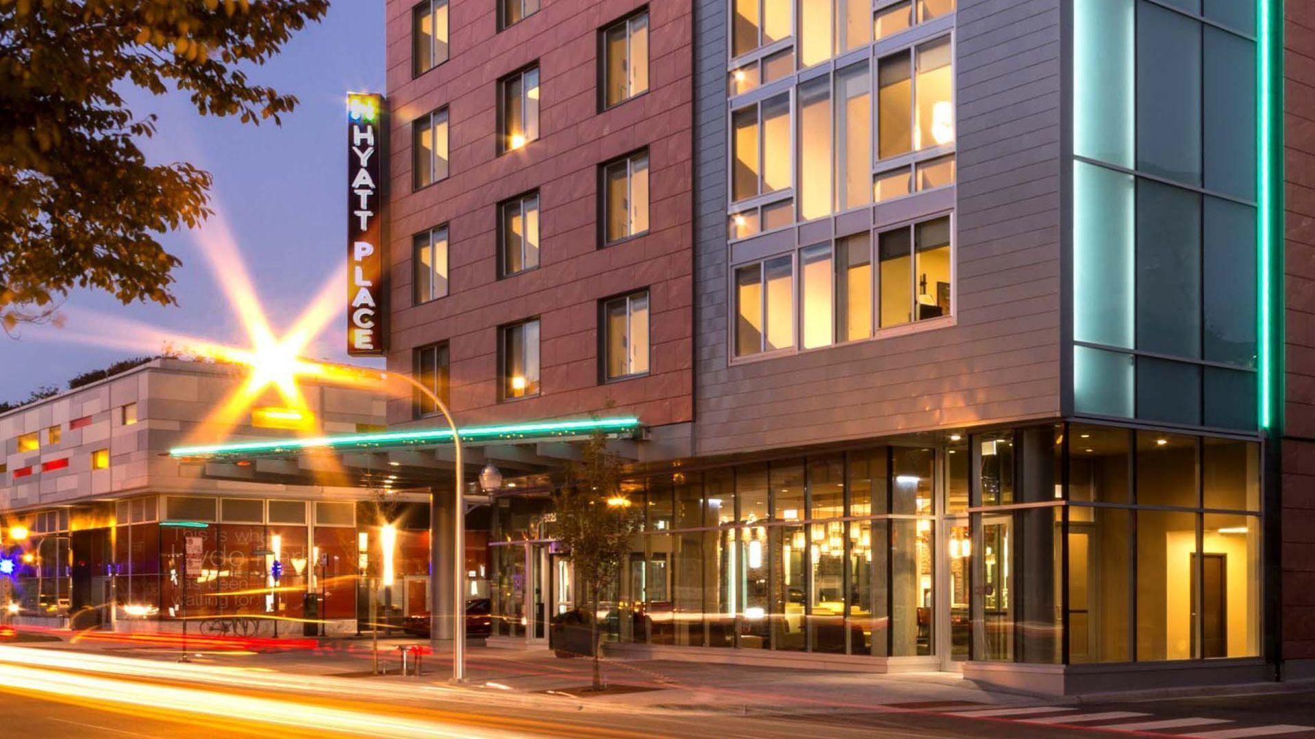 Hyatt Place Chicago-south/university Medical Center Hotel 3*
