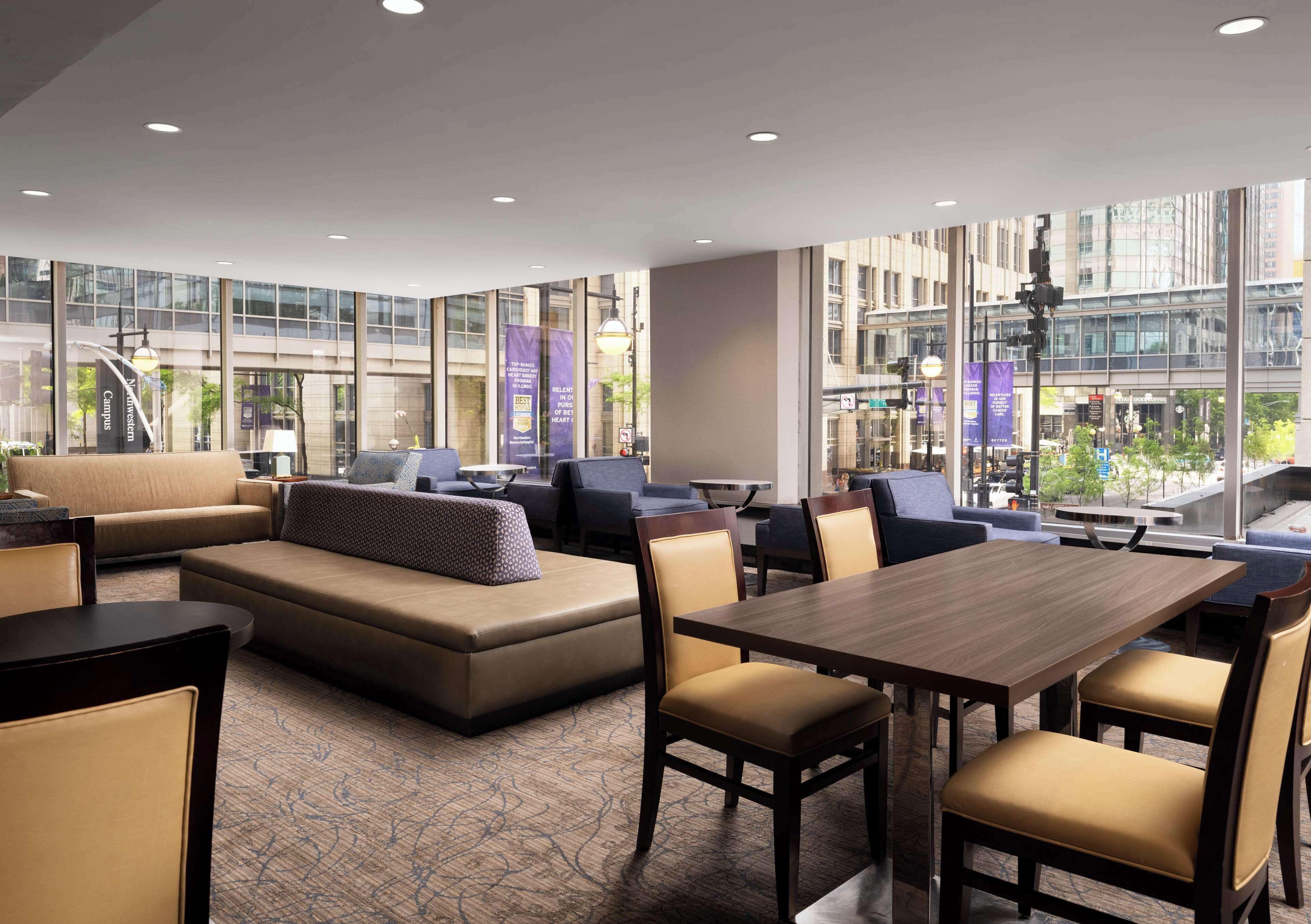 Homewood By Hilton Downtown - Magnificent Mile Hotel 3*