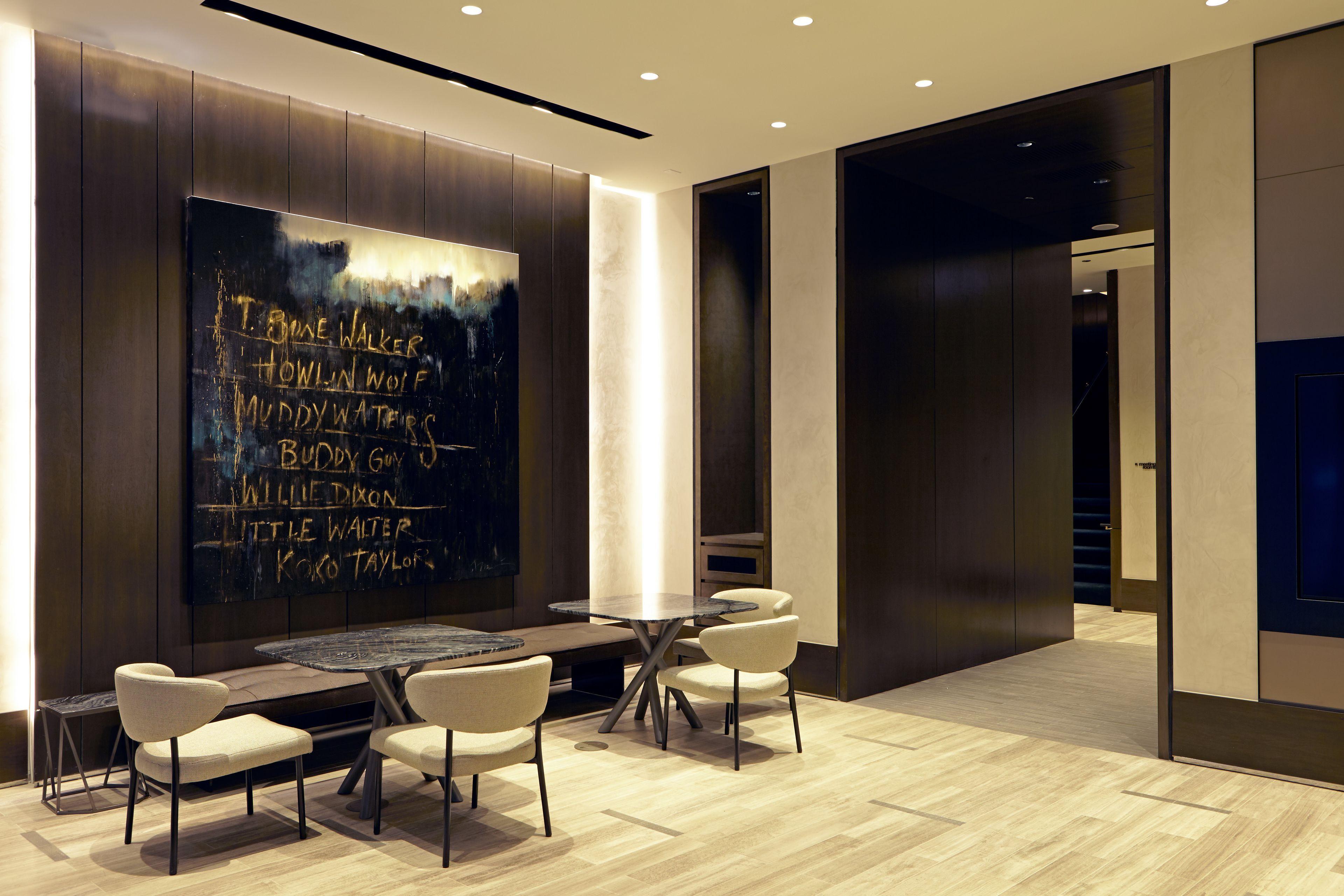 Hyatt Centric The Loop 4*