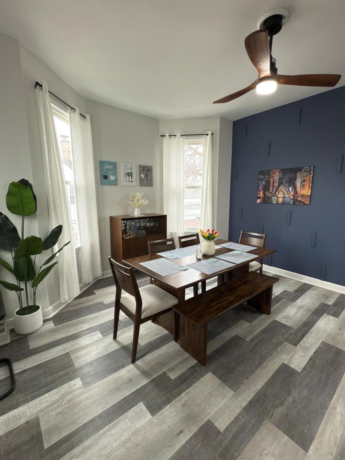 Stylish 2bedroom W Games & Free Parking * Chicago