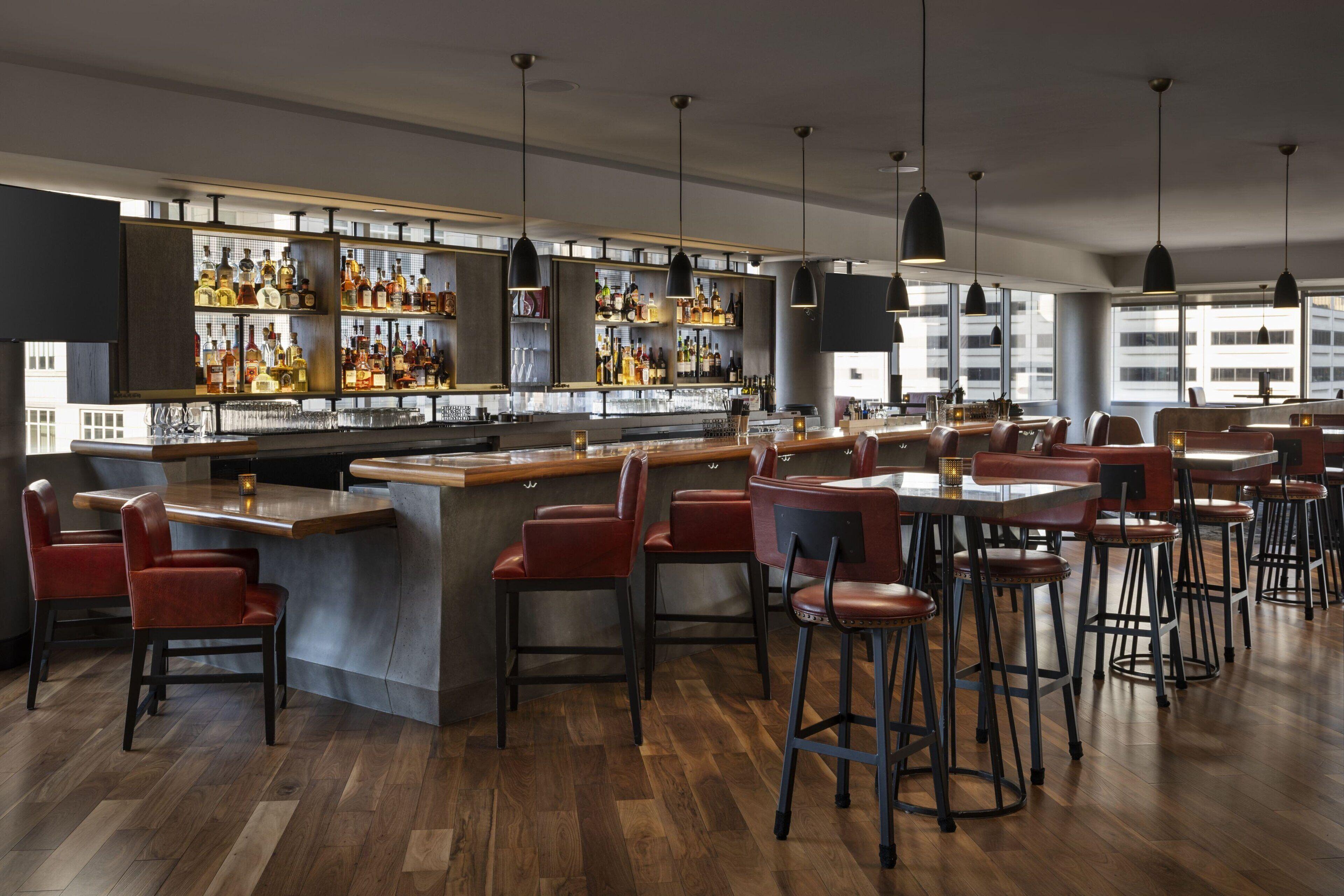 Hotel By Marriott Downtown Magnificent Mile