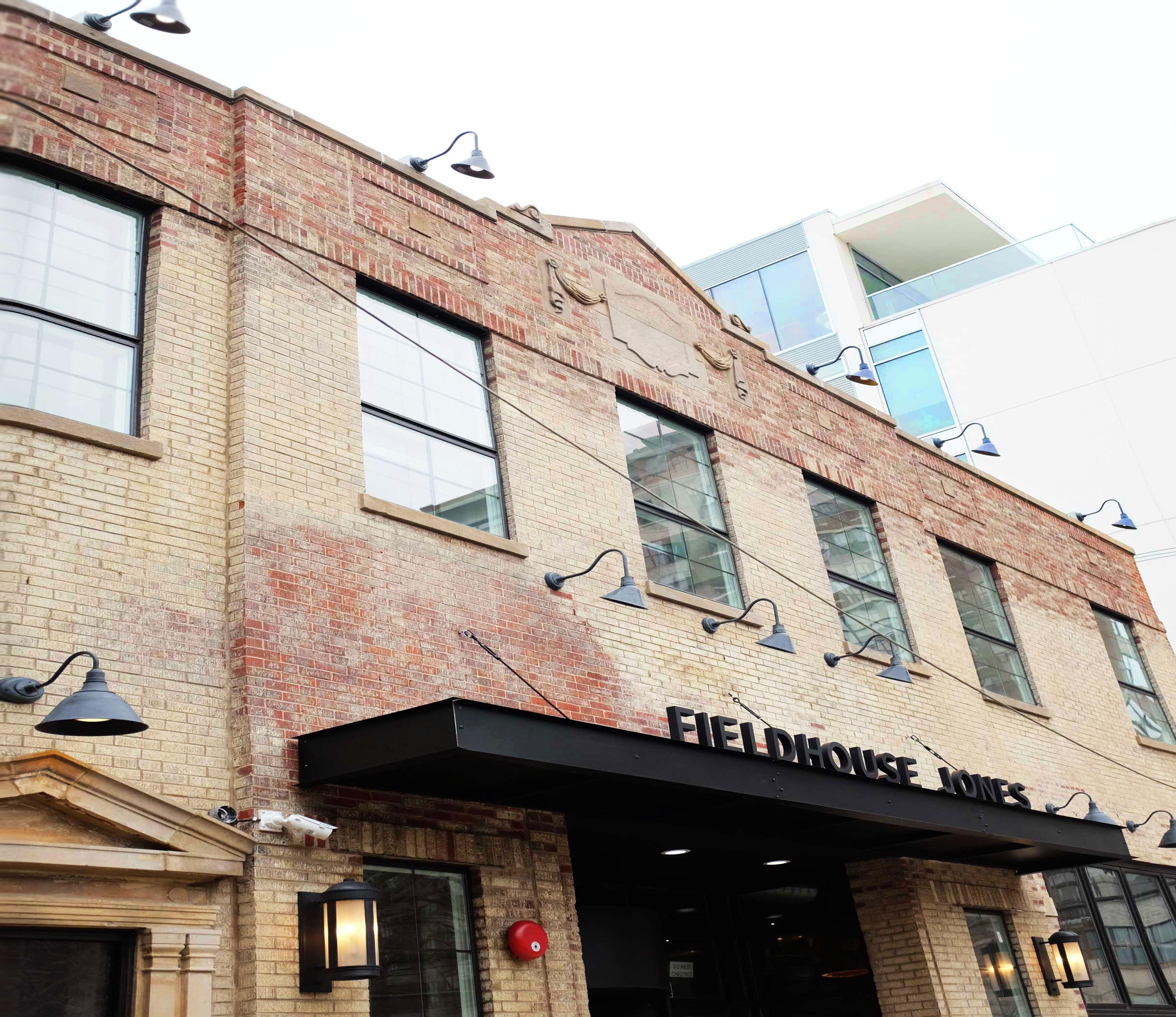 Hotel The Collection River North 3*