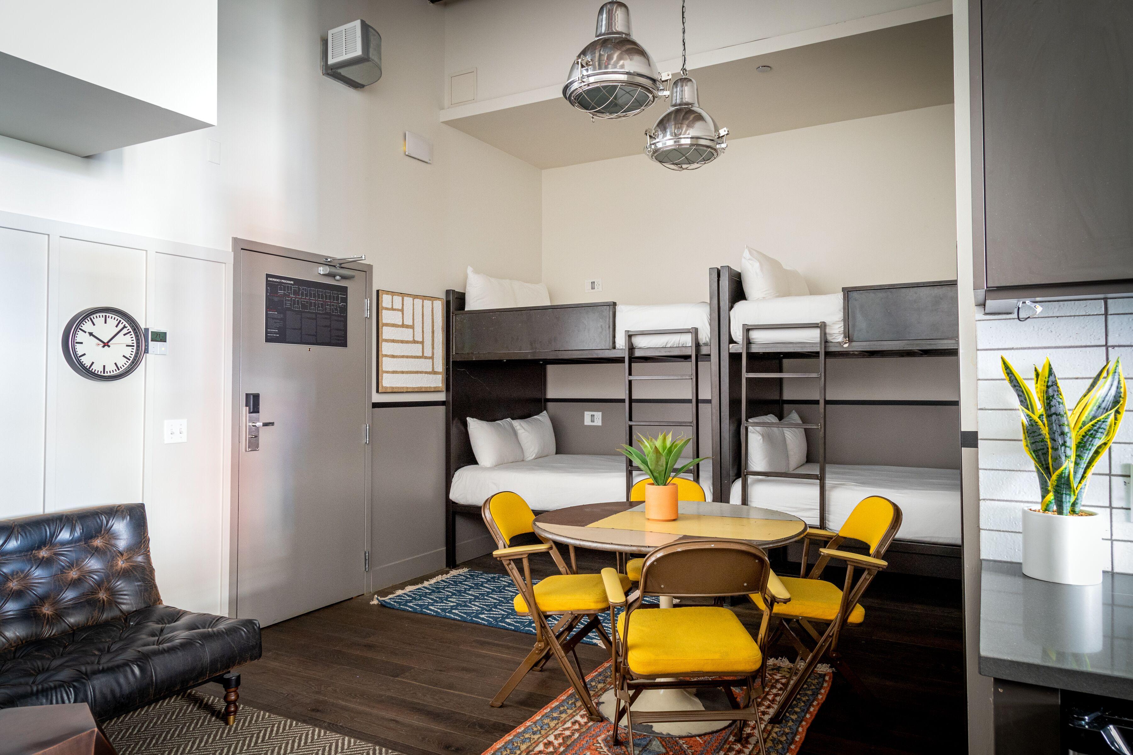 The Collection River North 3*