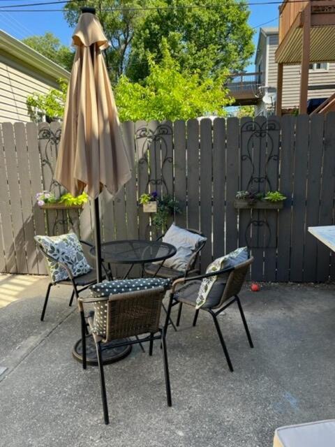 Two Bedroom Garden Apartment Chicago