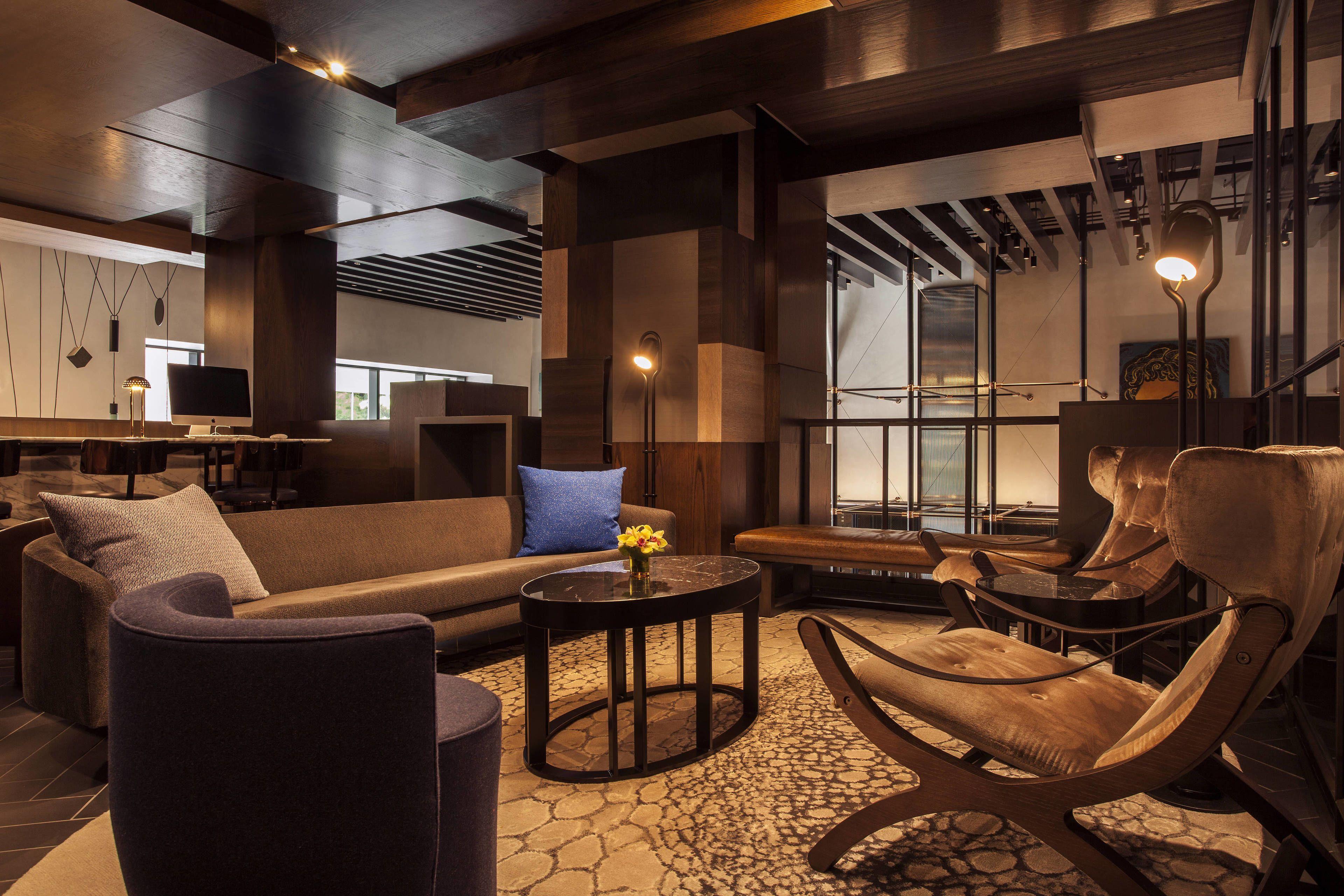 Emc2, Autograph Collection 4*