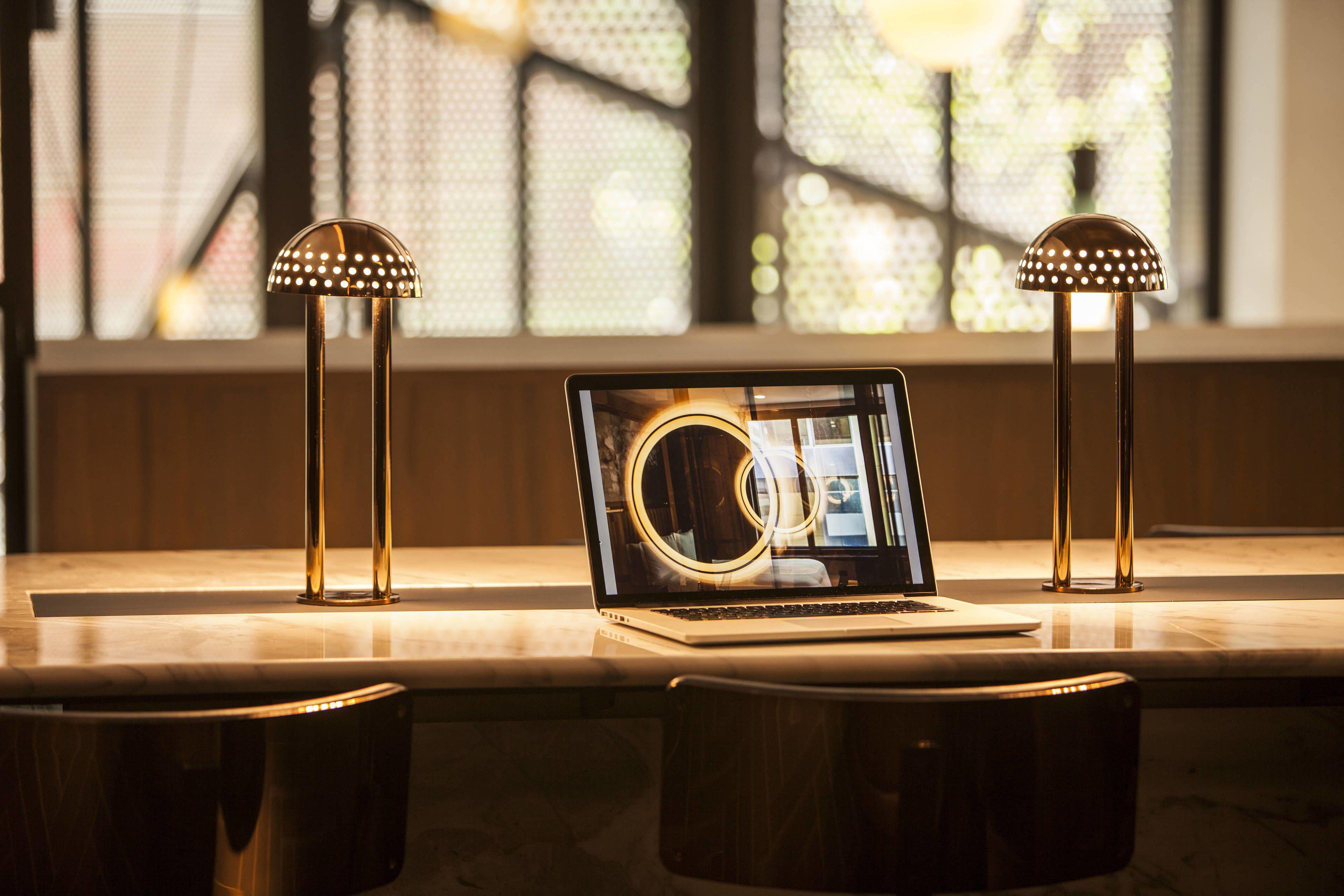 Hotel Emc2, Autograph Collection