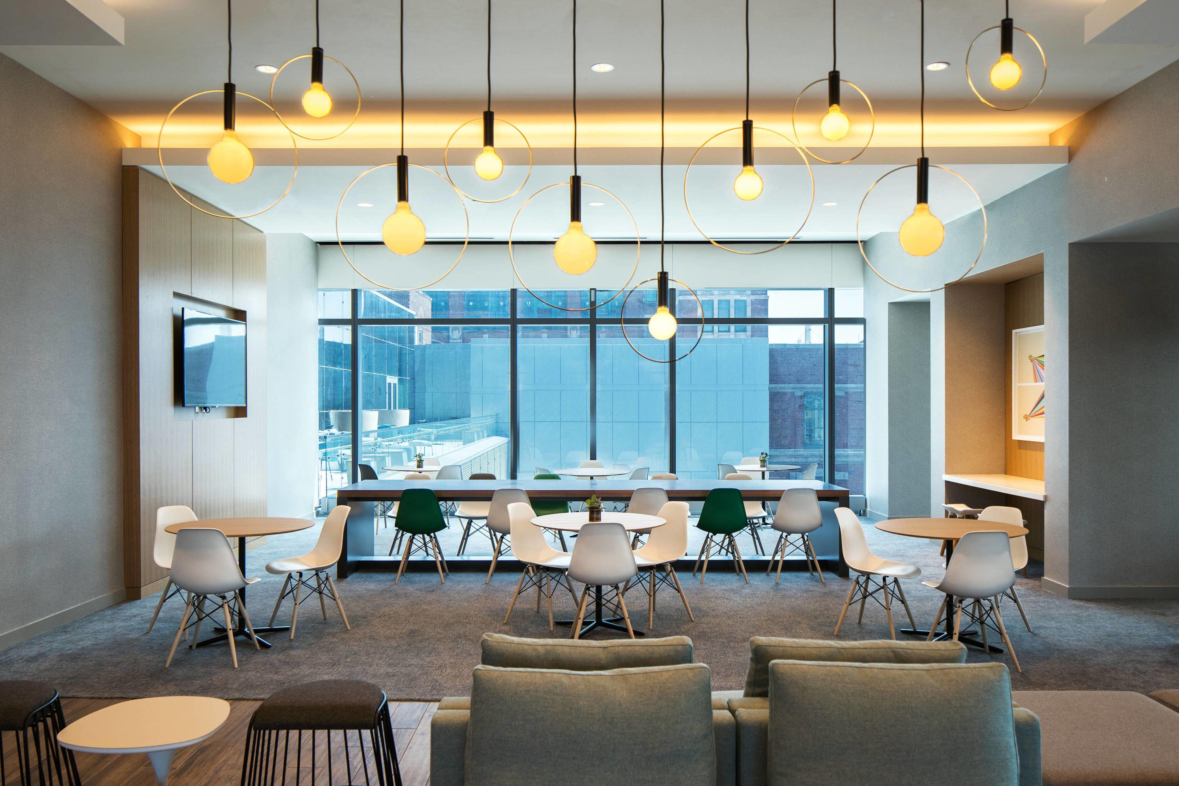 Marriott Marquis Hotel 4*