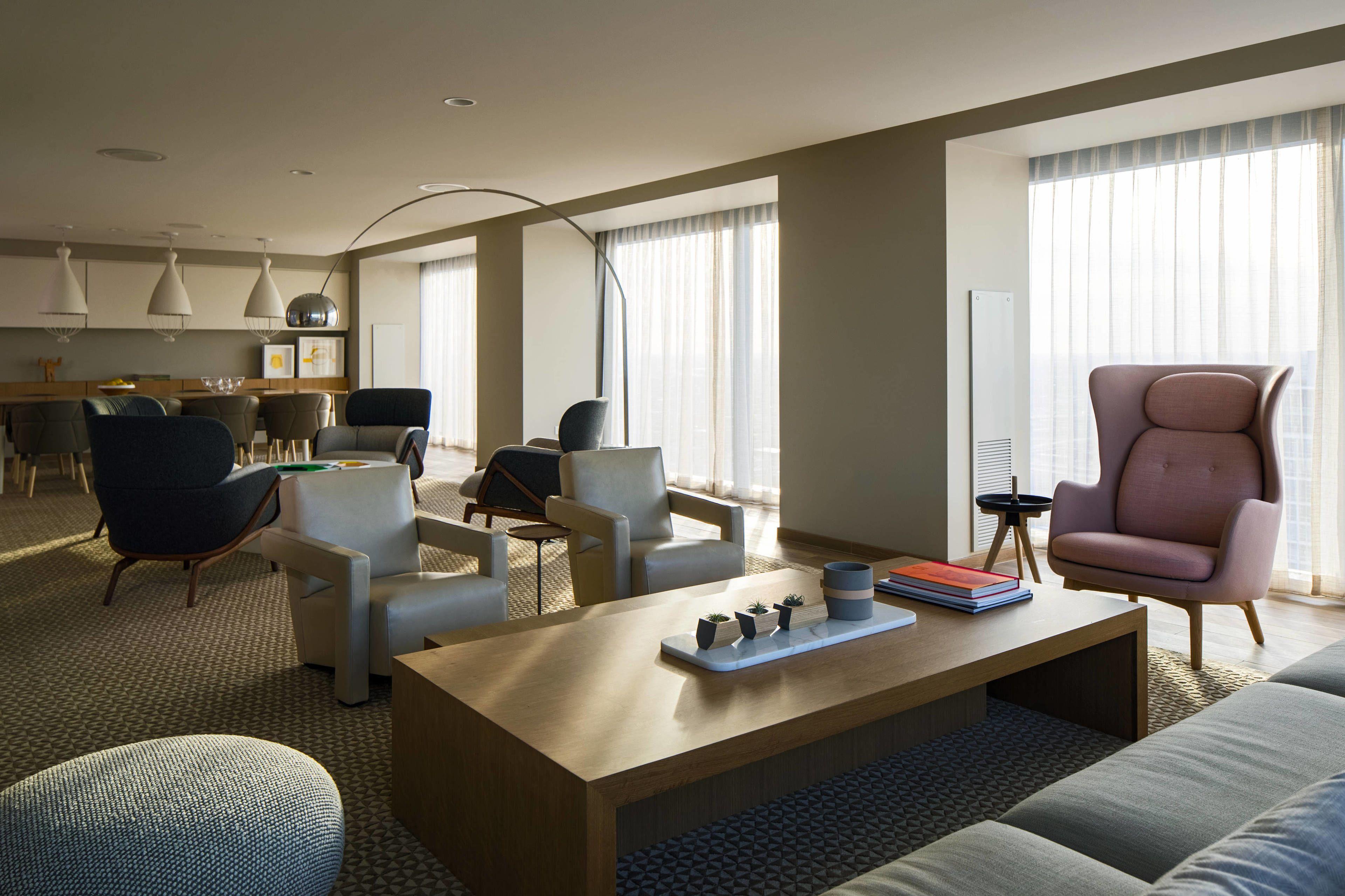 Marriott Marquis Hotel 4*