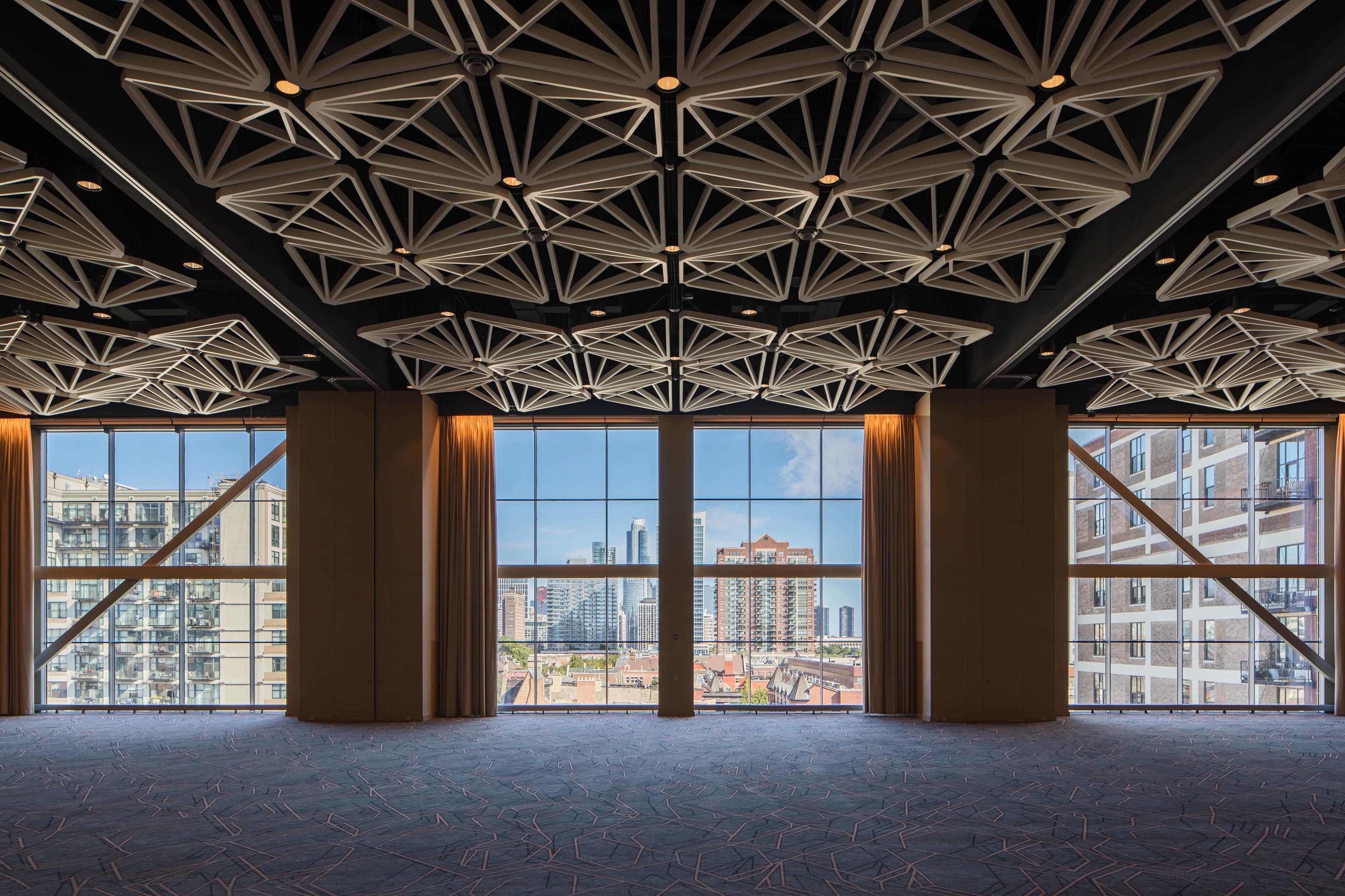 Marriott Marquis Hotel 4*