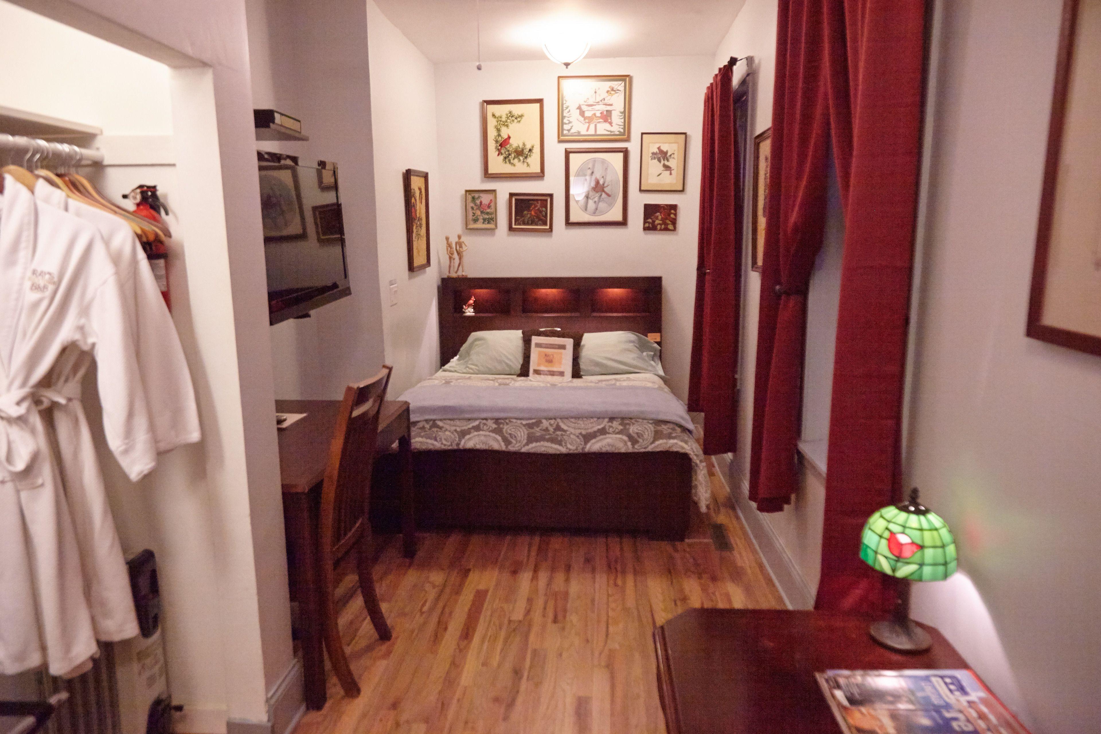 Ray's Bucktown Bed & Breakfast