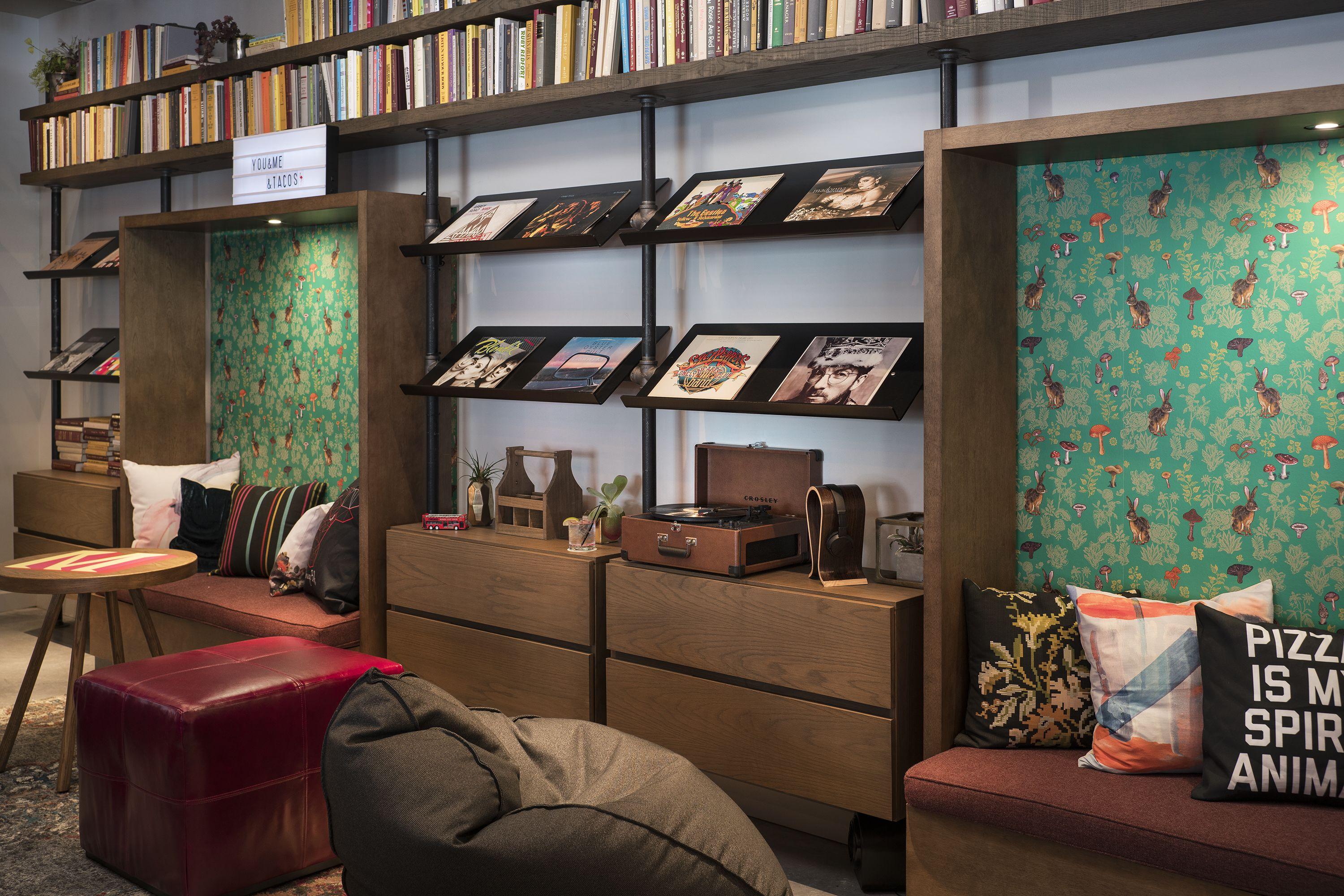 Moxy Downtown 3* Chicago