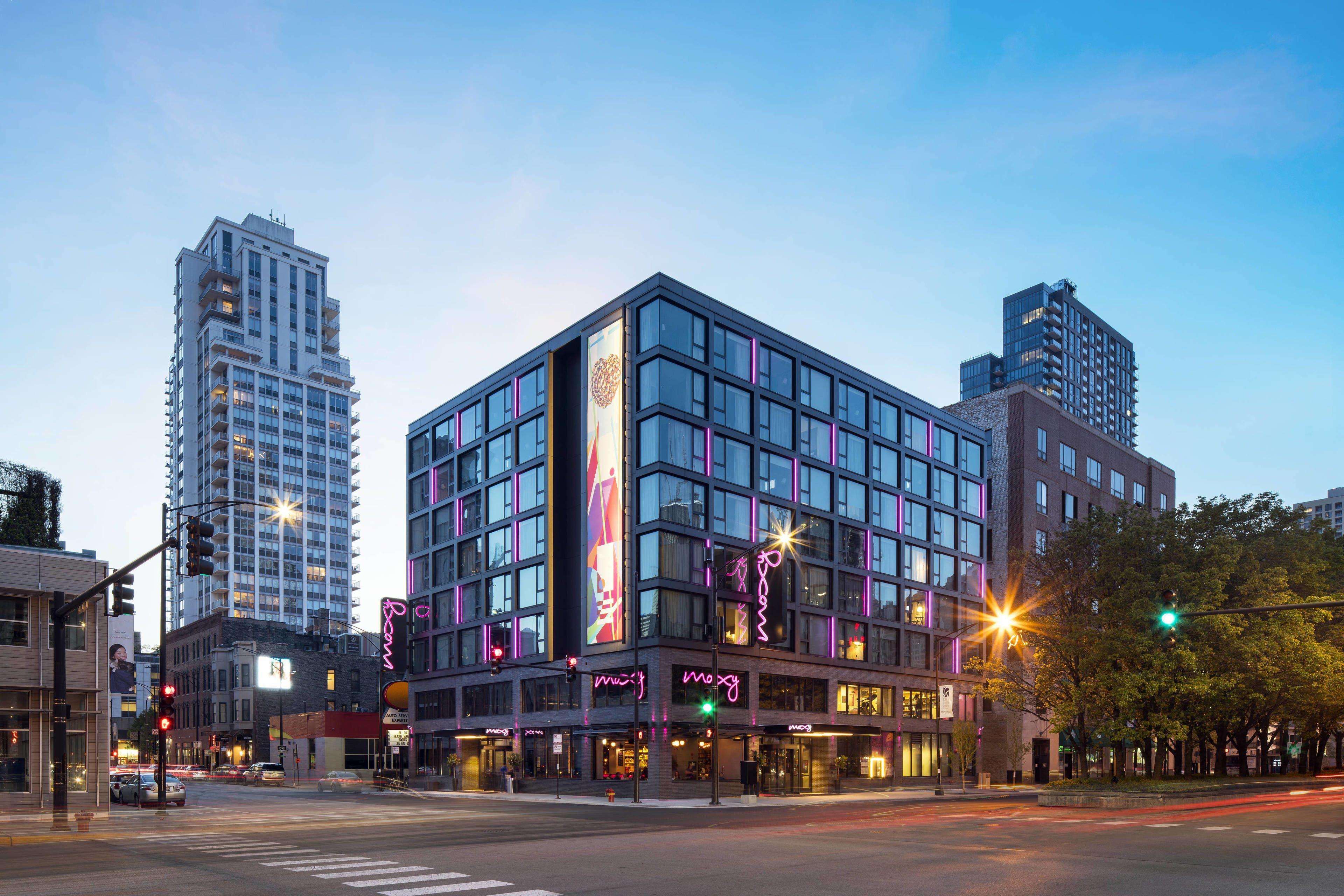 Hotel Moxy Downtown