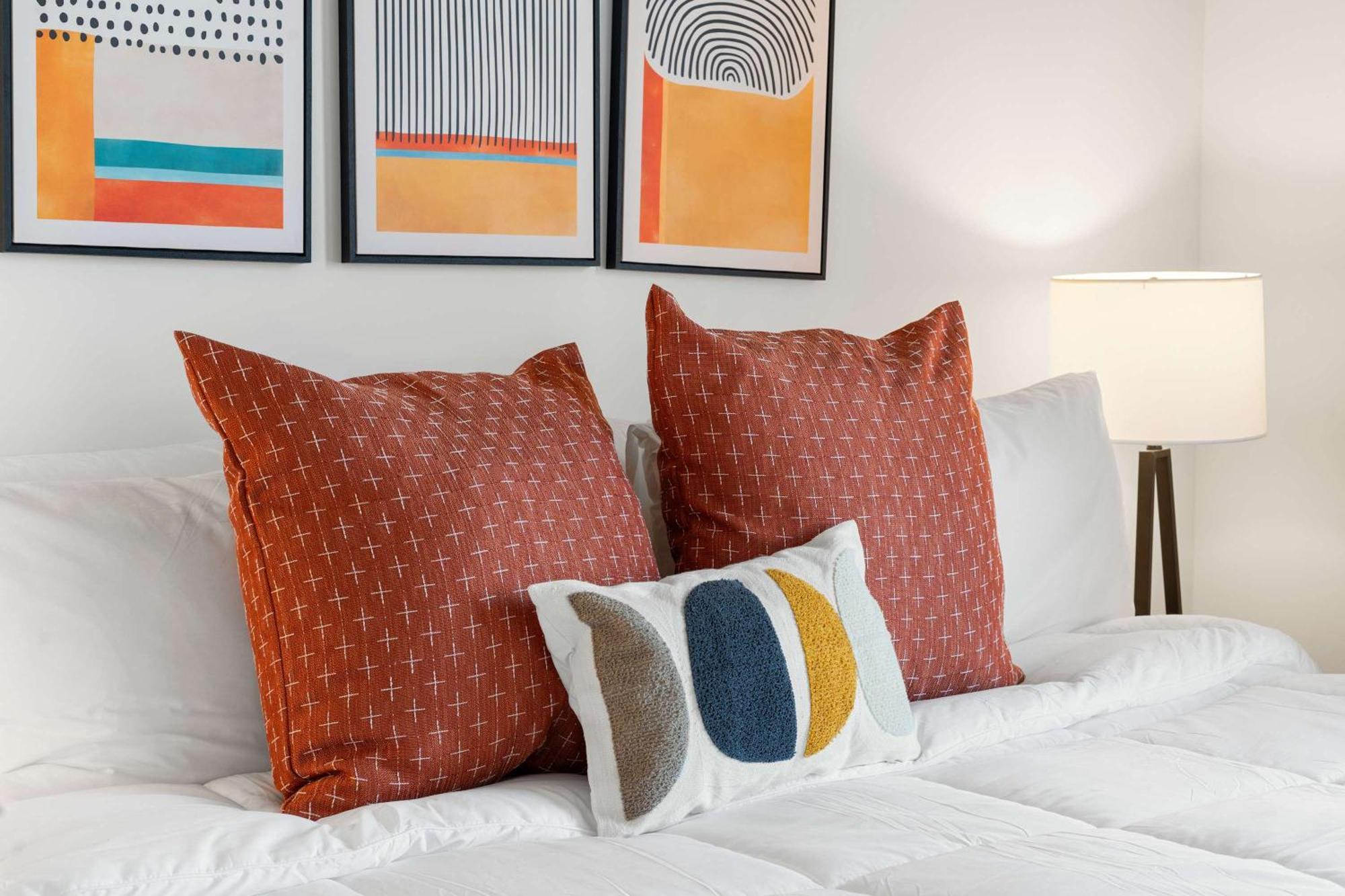 Modern 3br Near Mccormick & South Loop