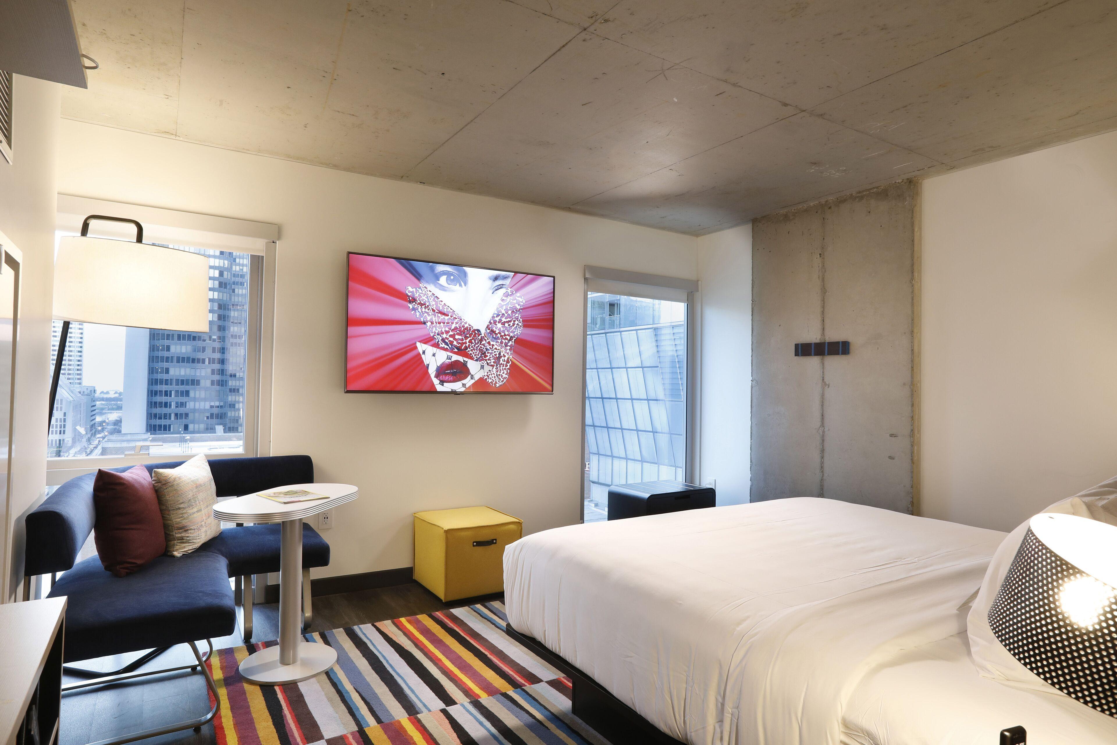 Hotel Aloft Mag Mile Chicago