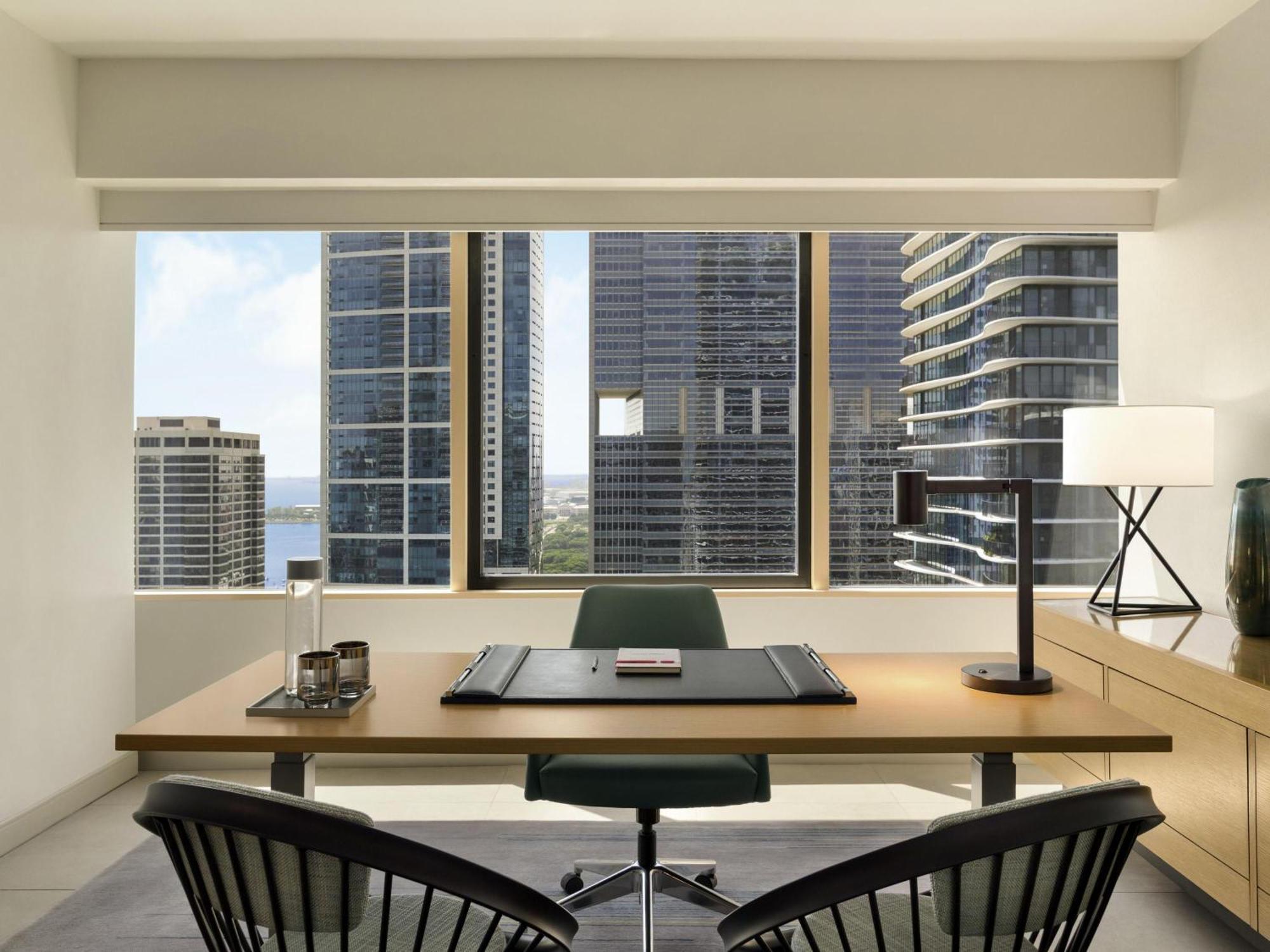 Swissotel 4*