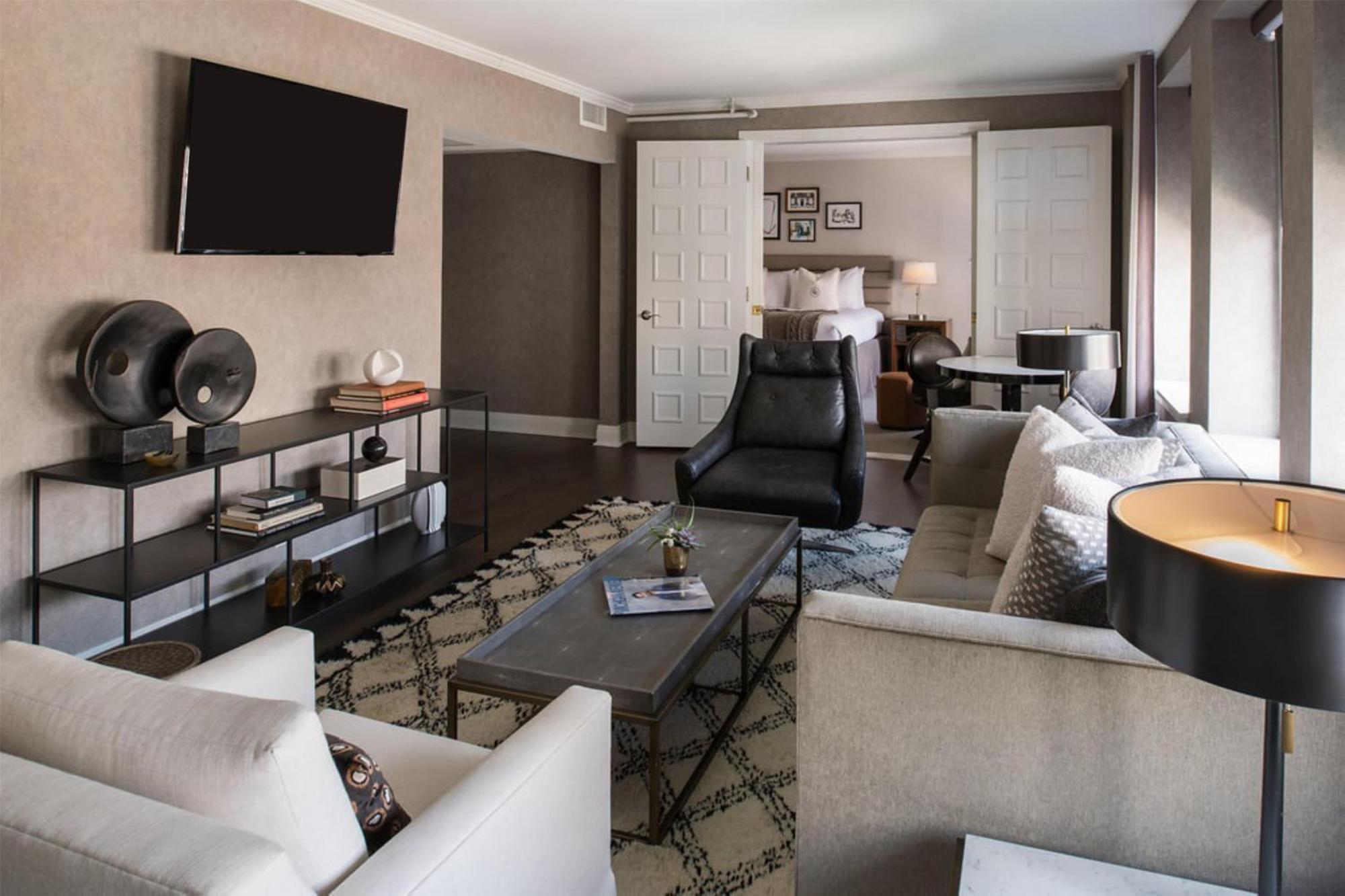 Claridge House Chicago, Tapestry Collection By Hilton Hotel