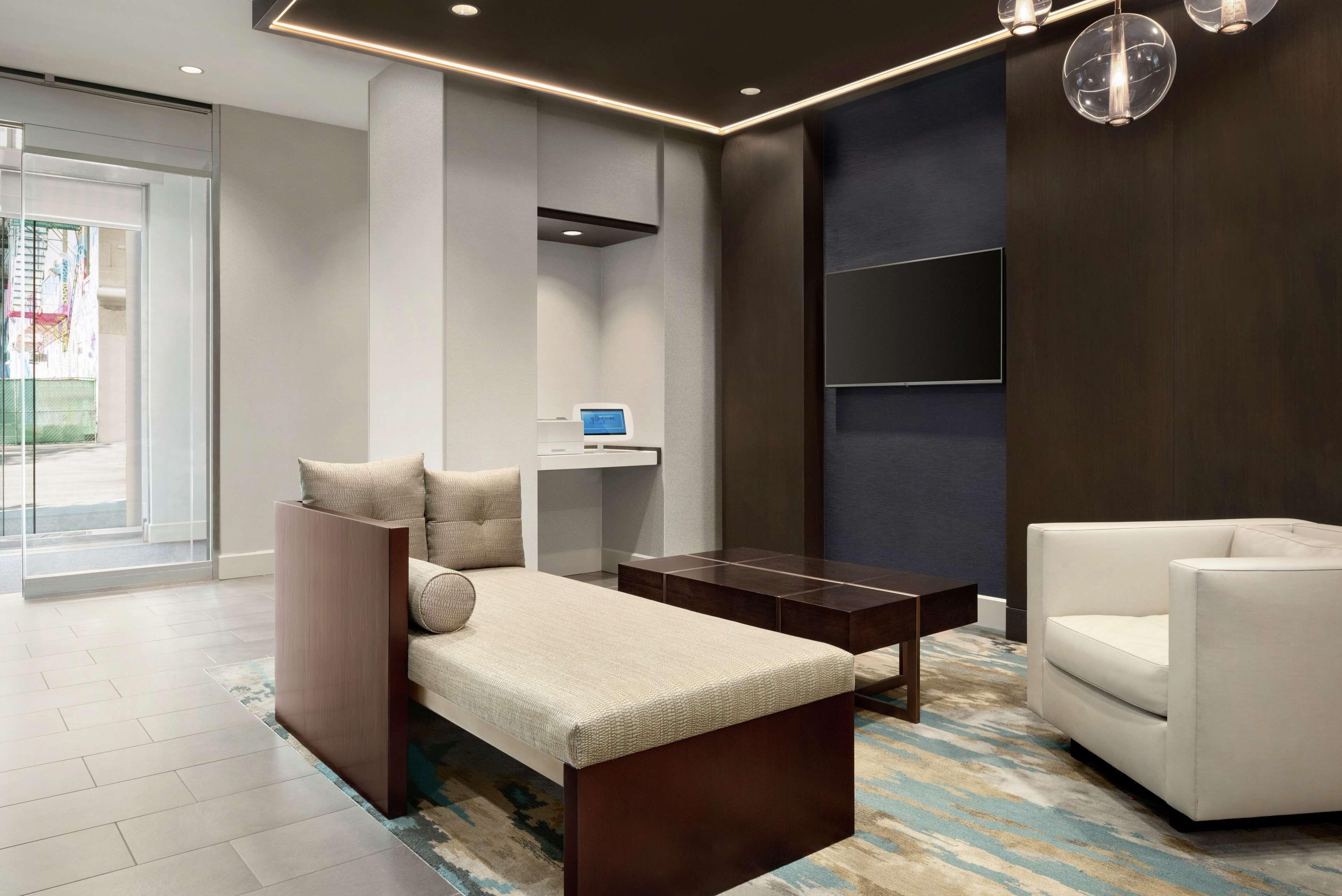 Hotel Hilton Garden Downtown South Loop 3*