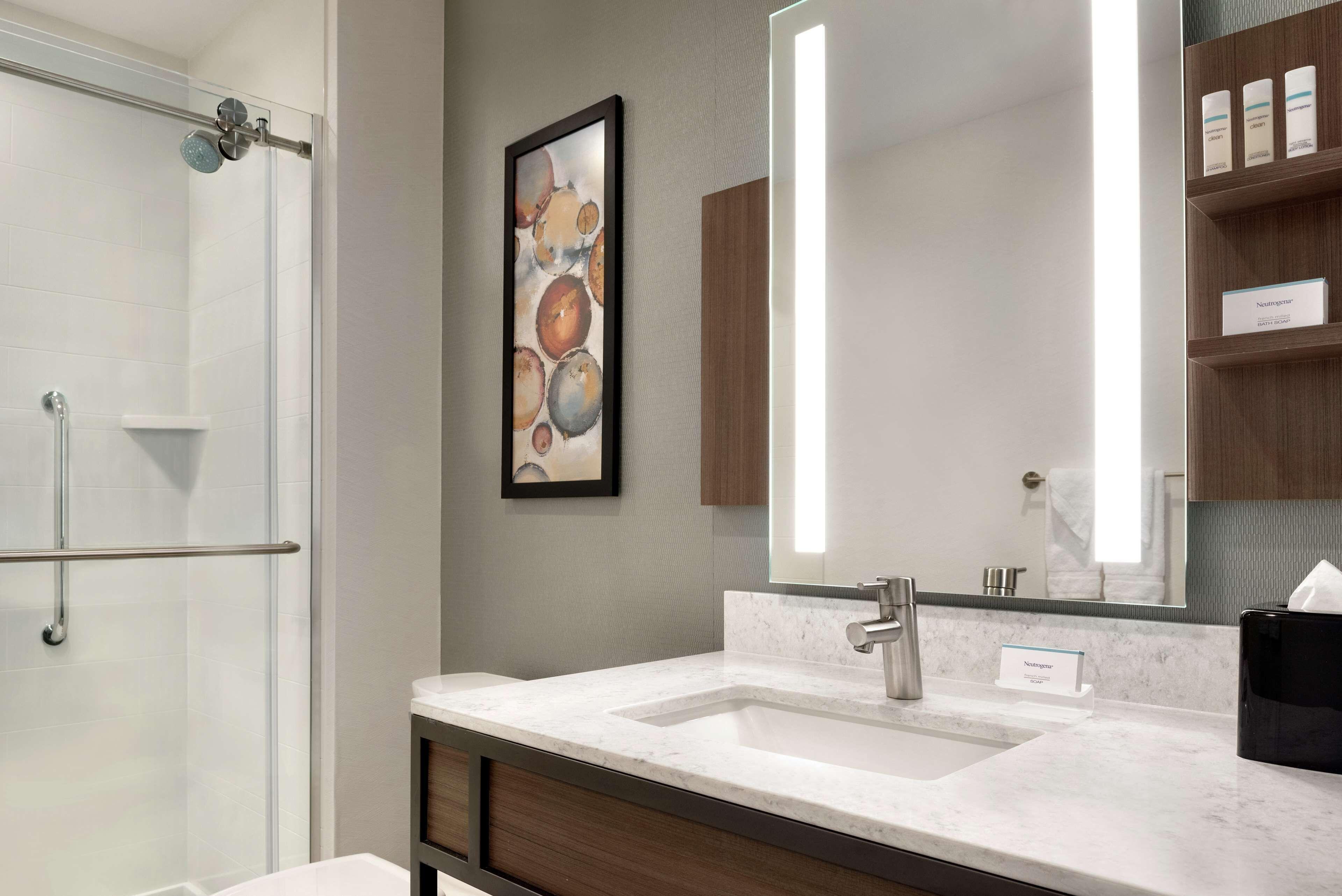 Hilton Garden Downtown South Loop 3*