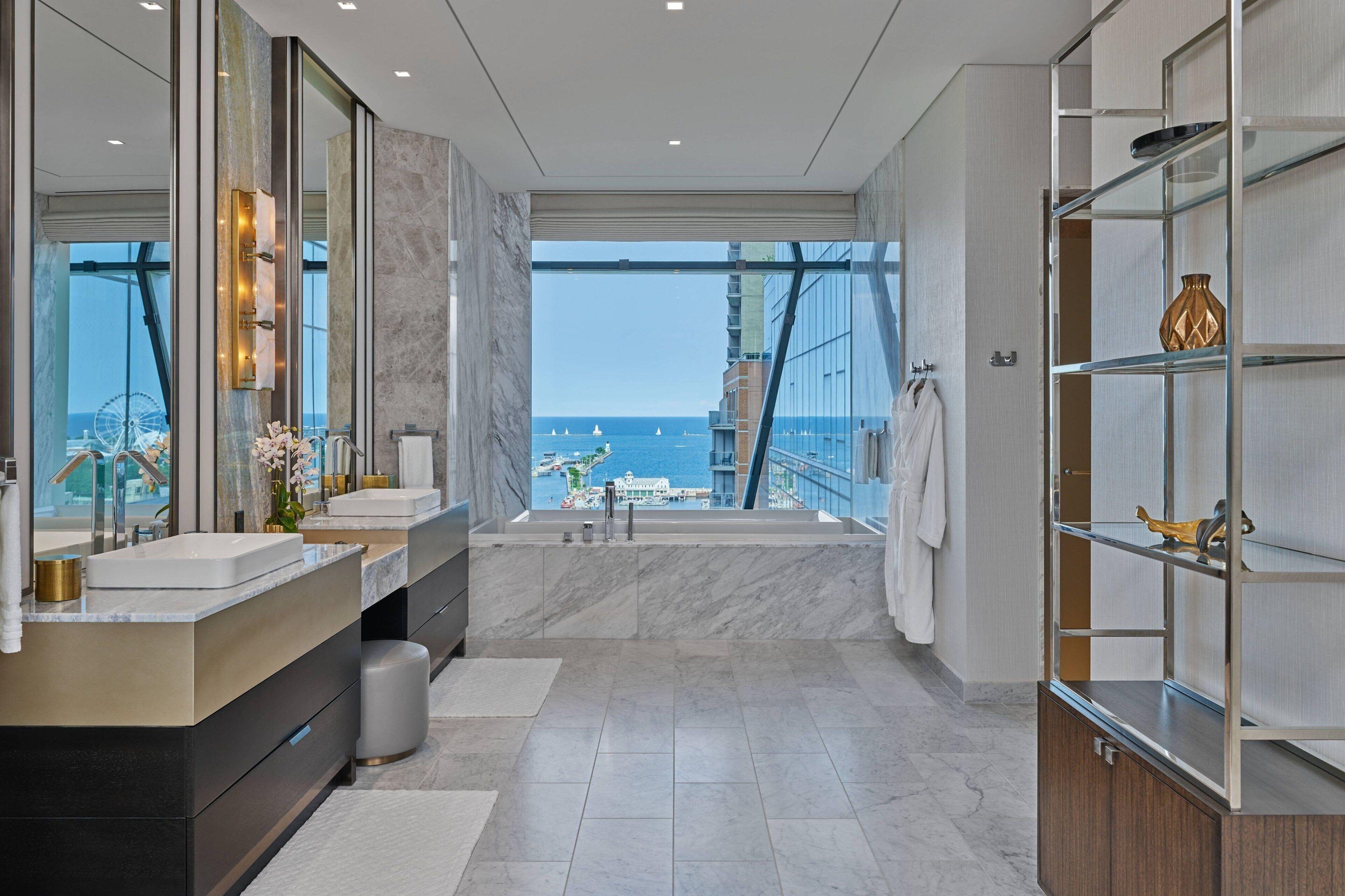 The St. Regis 5*