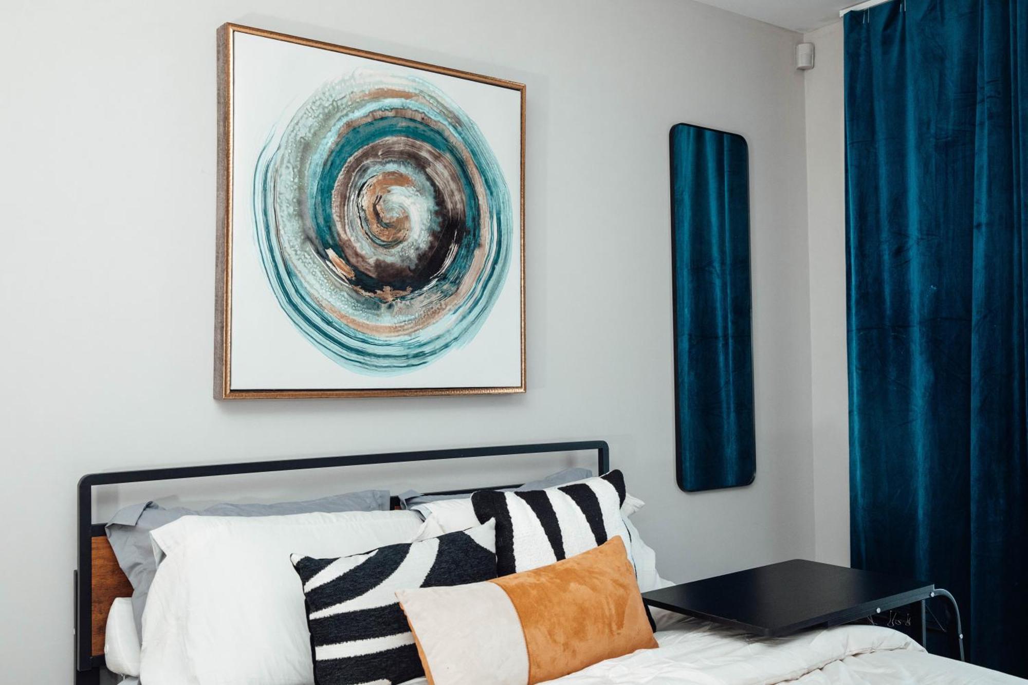 Apartment Modern & Spacious By Northwestern Hospital Bronzeville