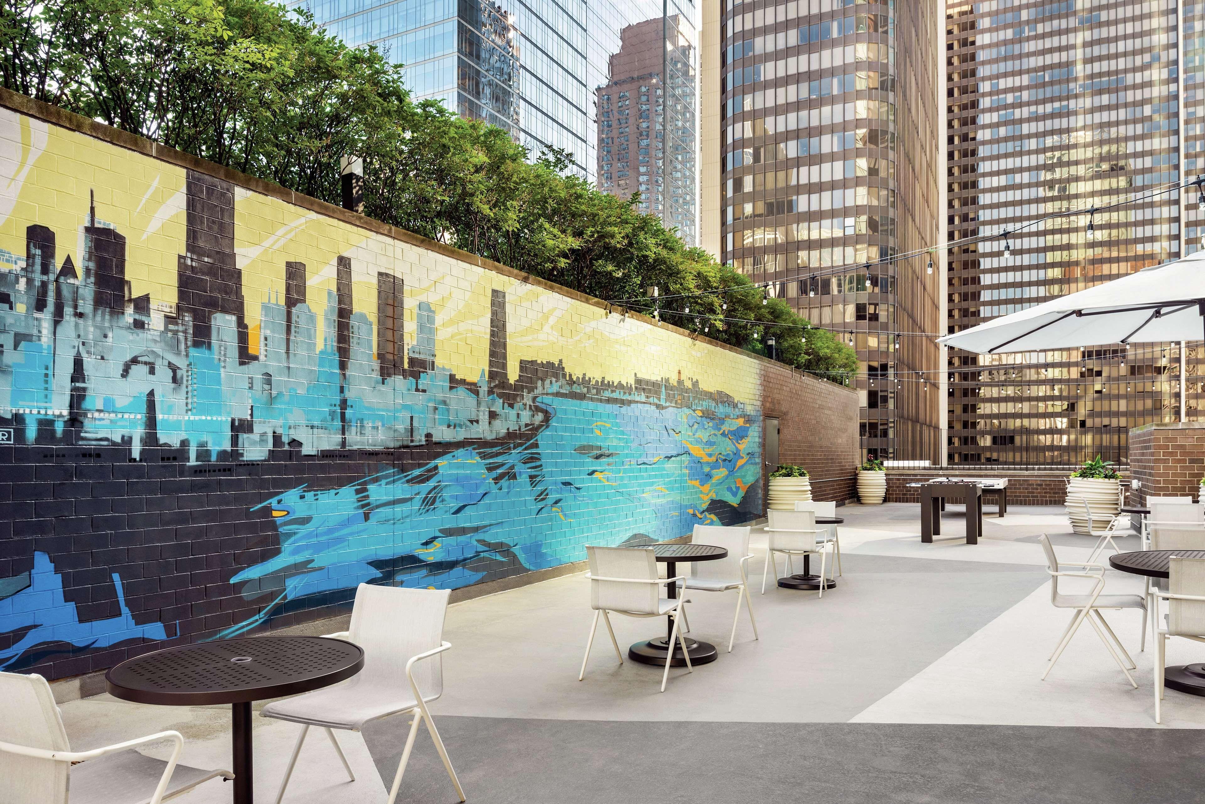 Hilton Grand Vacations Club Magnificent Mile Hotel 3*