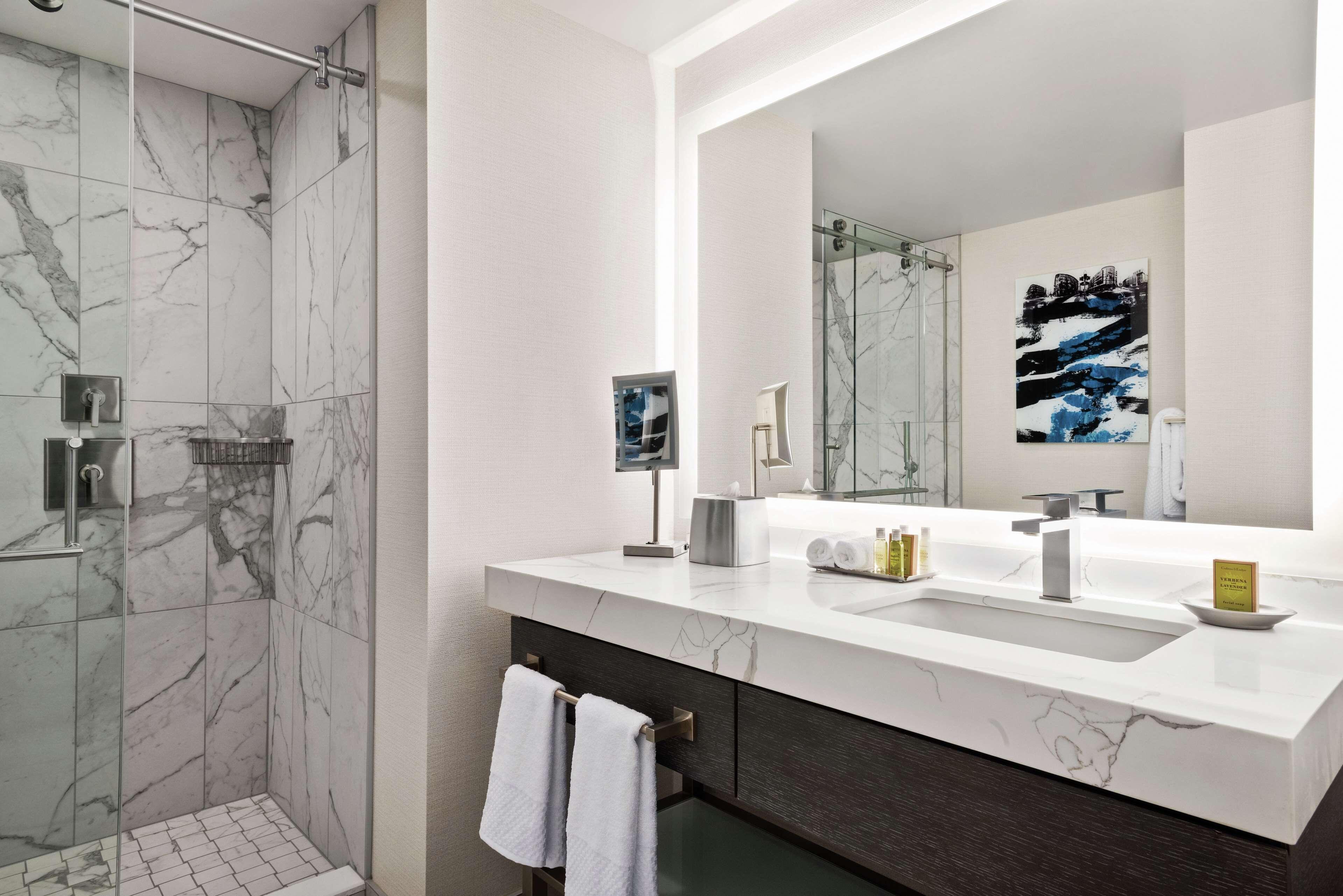 Hotel Hilton Grand Vacations Club Magnificent Mile Chicago