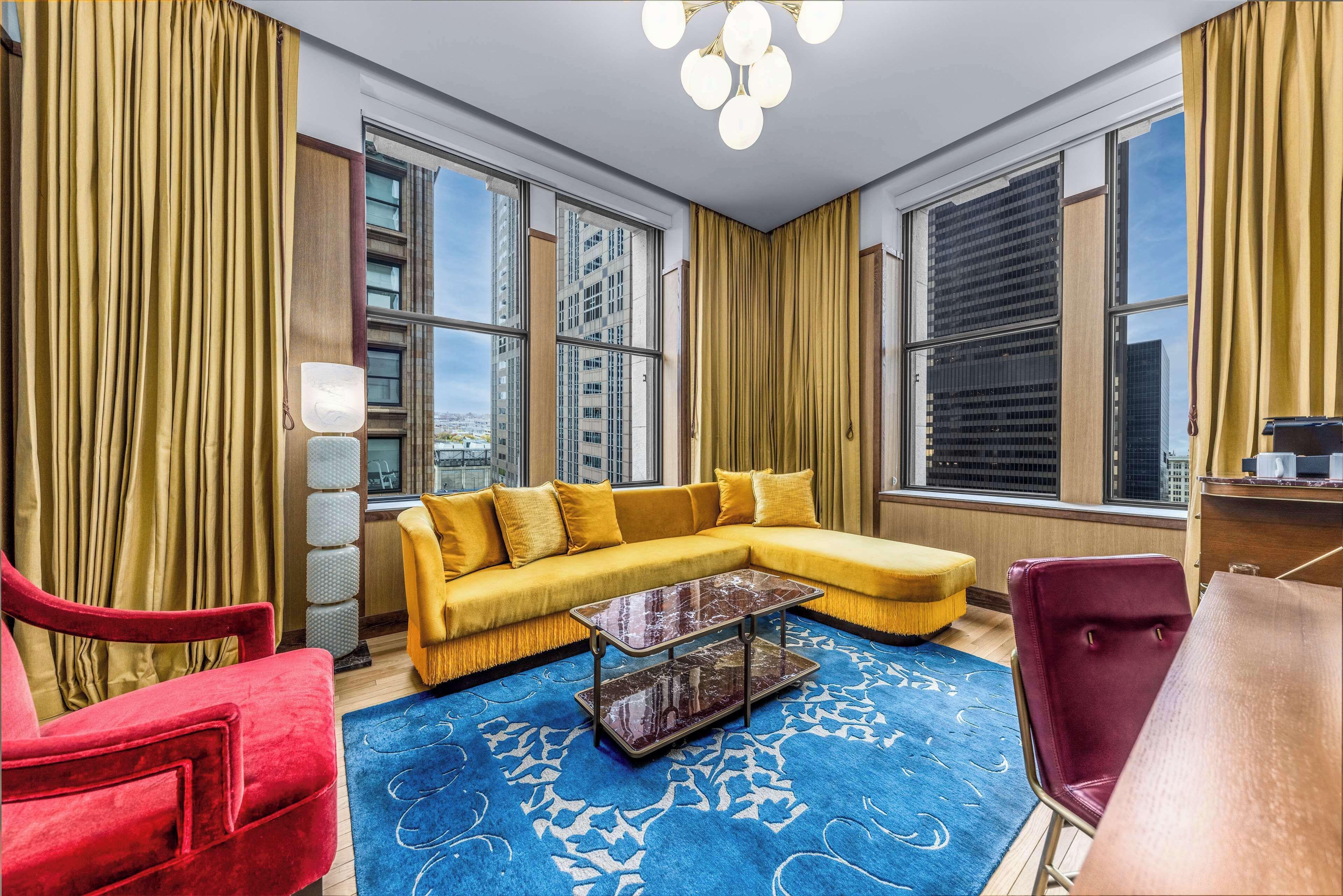 Hotel Canopy By Hilton Loop Chicago