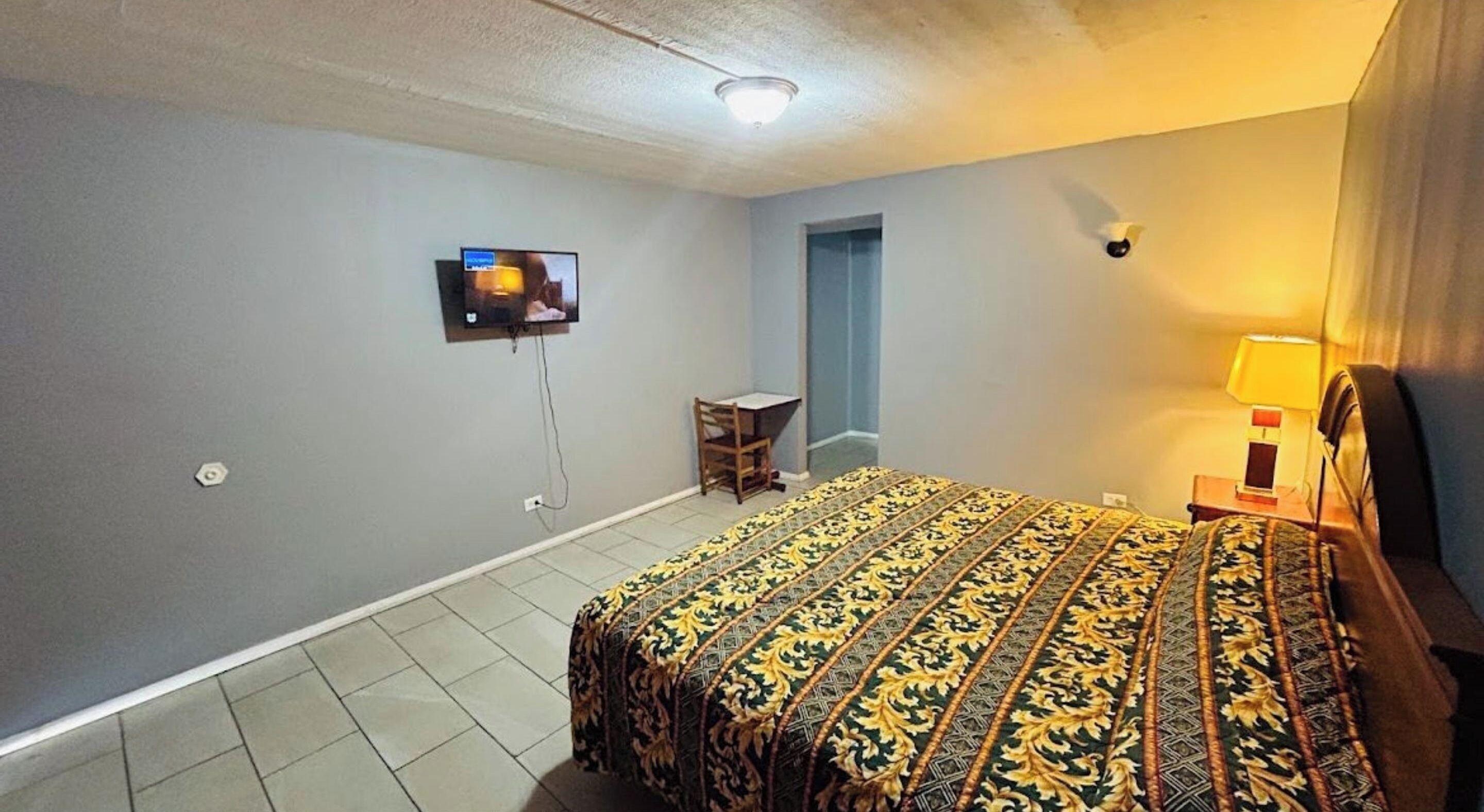 By Oyo I-90 Motel Chicago