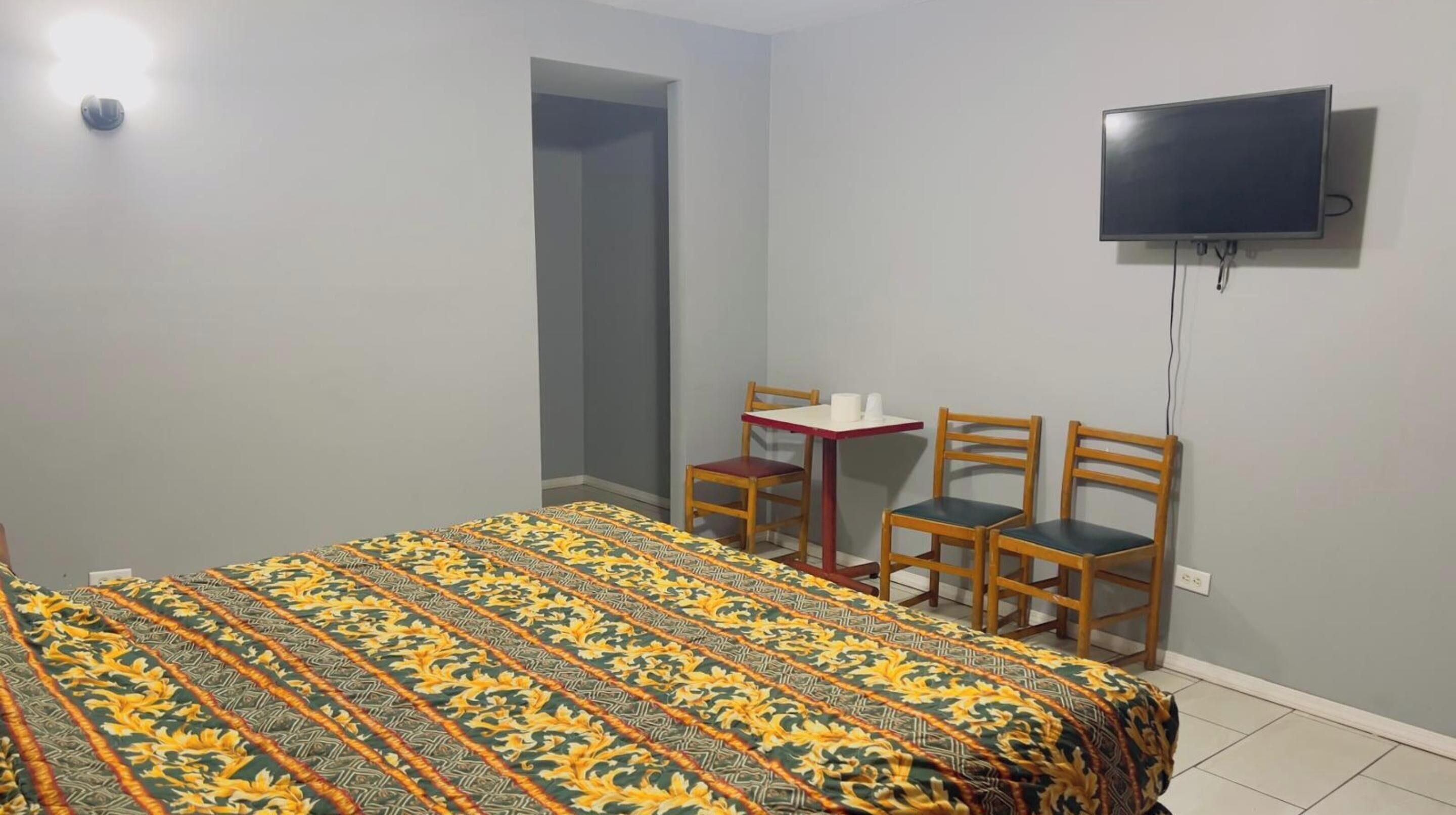 By Oyo I-90 Motel Chicago