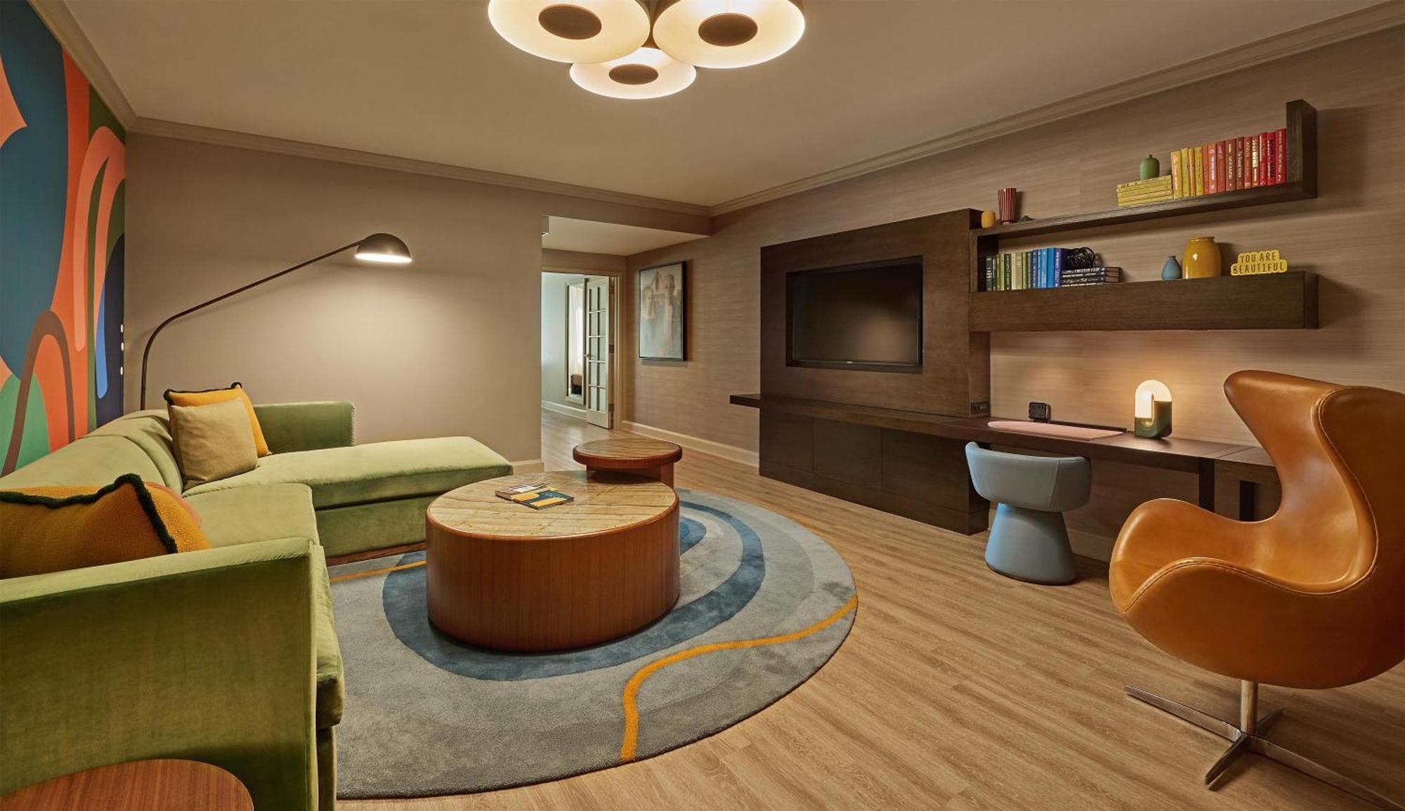 Hyatt Centric Magnificent Mile Hotel