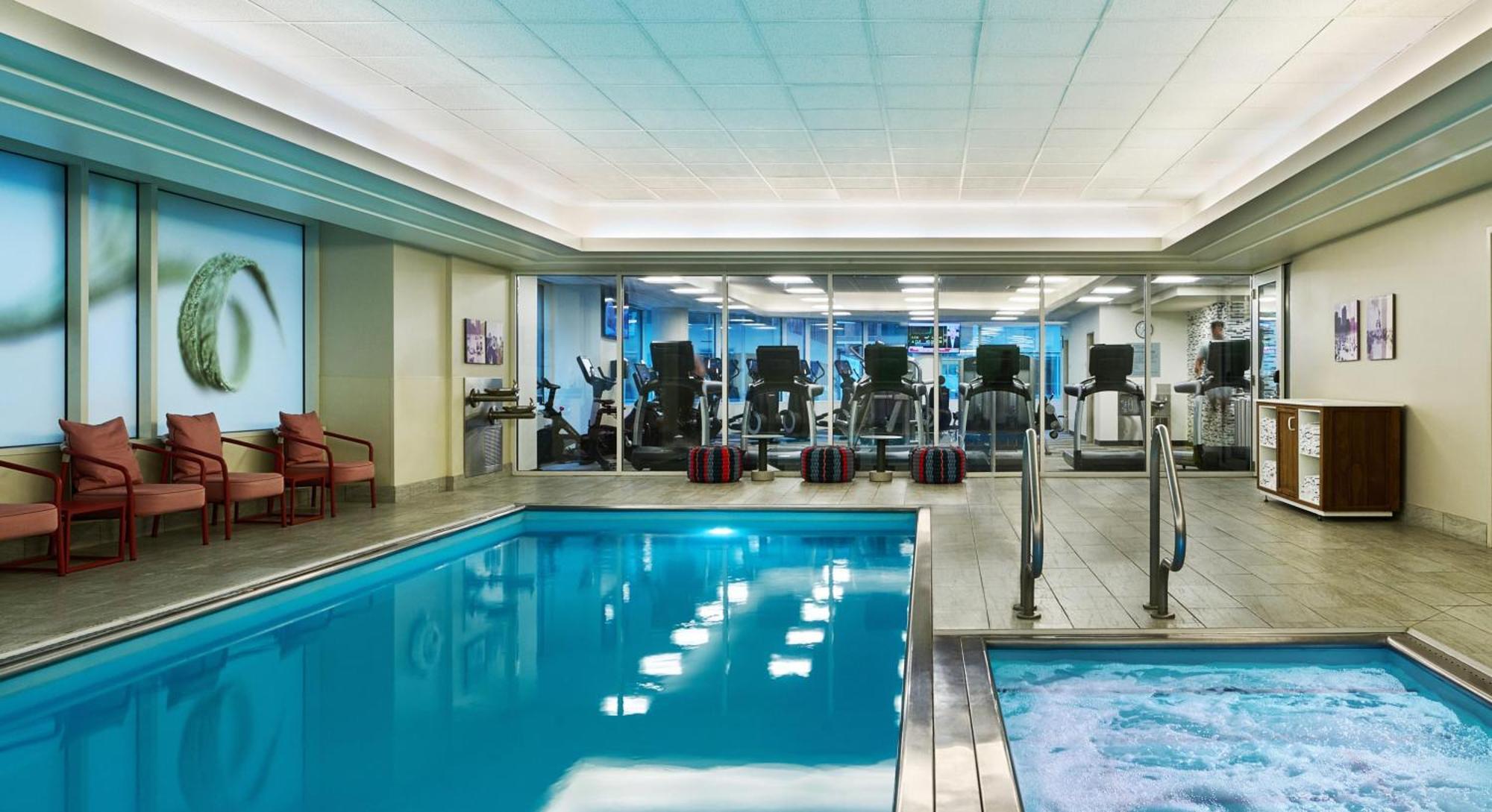 Hotel Hyatt Centric Magnificent Mile 4*