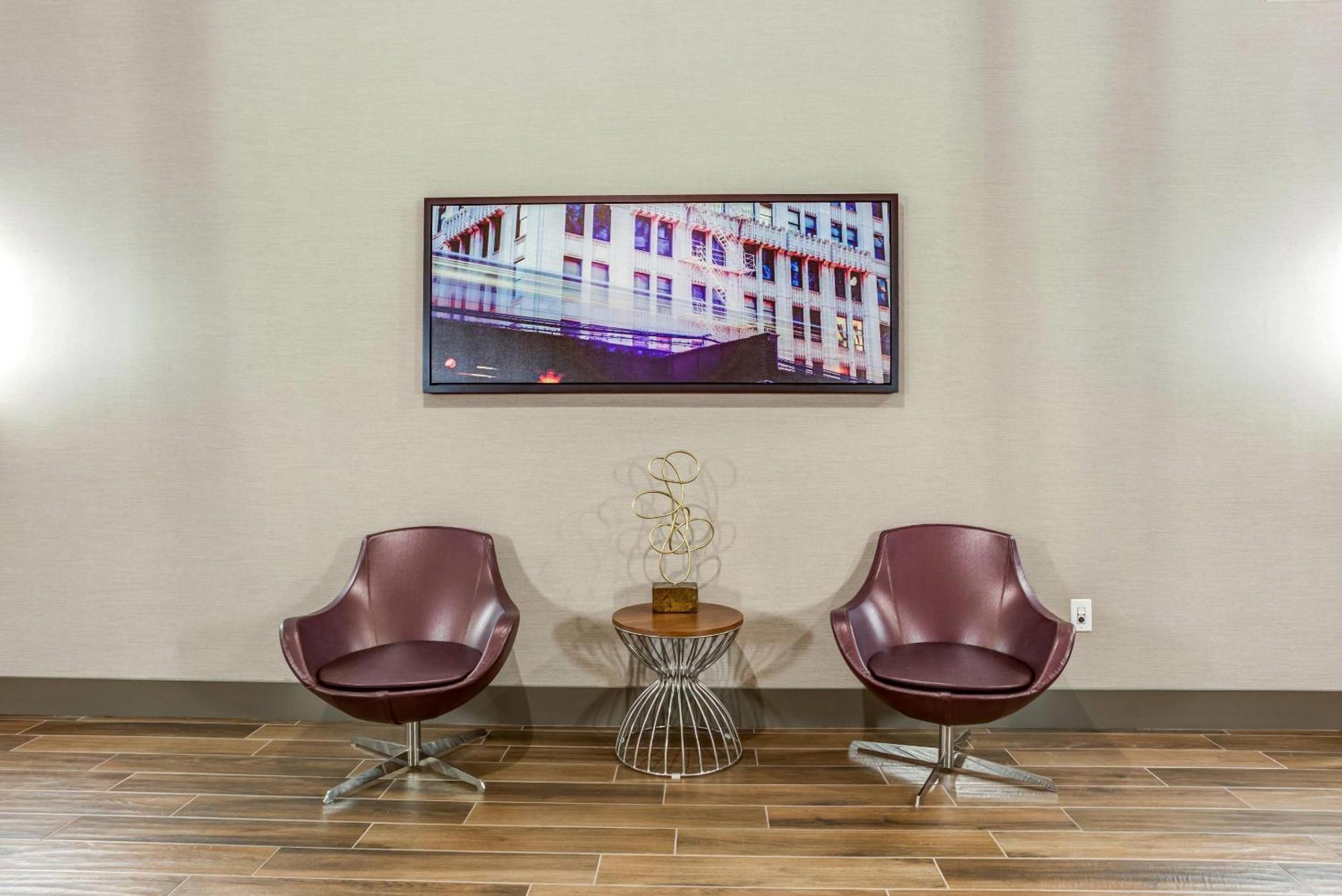 Cambria Loop - Theatre District Hotel 4*