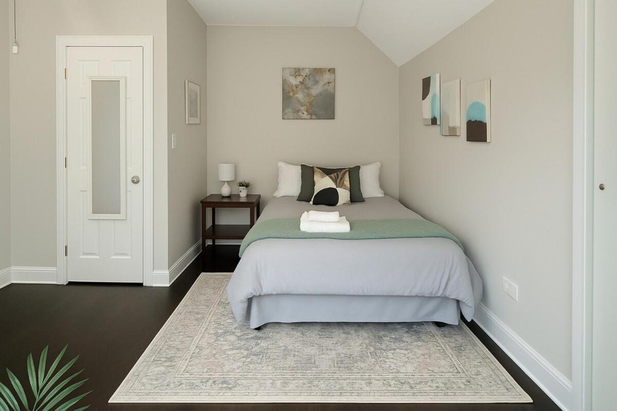 Apartment Cute And Spacious Wrigleyville - Private Deck *