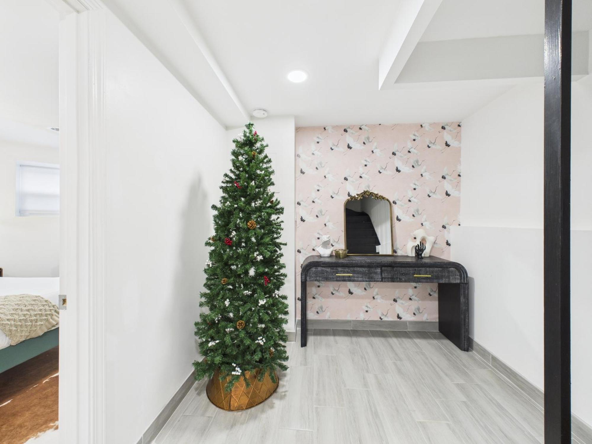 Apartment Addison Art Deco Flat Chicago