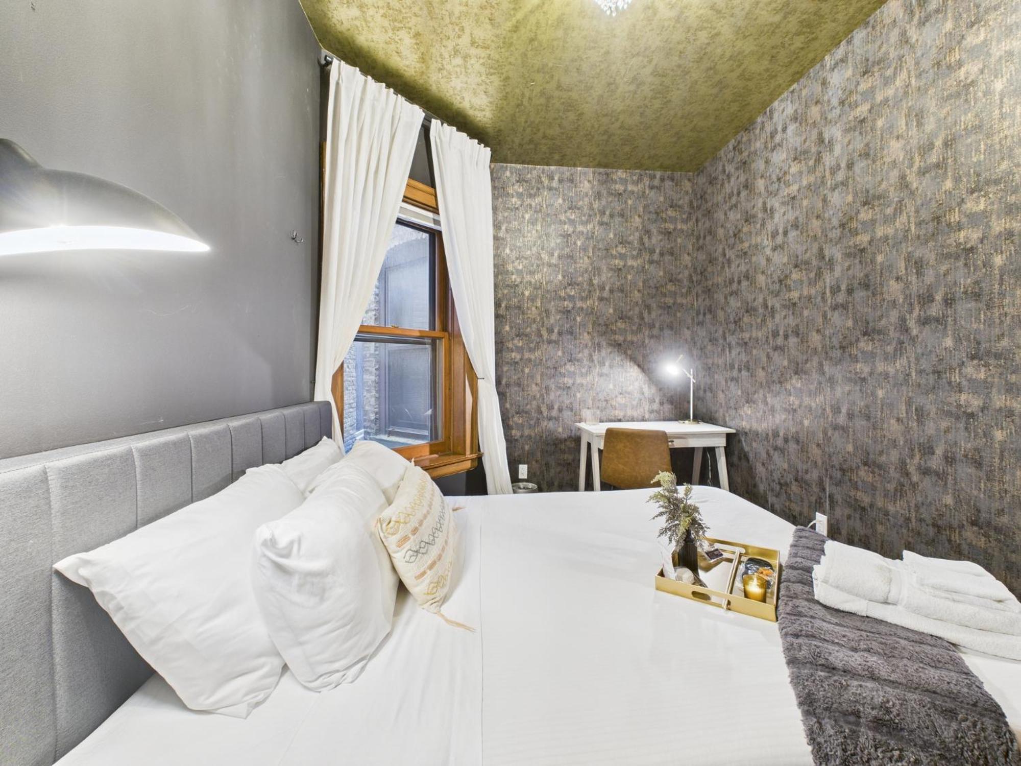 Apartment Game Day Steps To Wrigley Garage