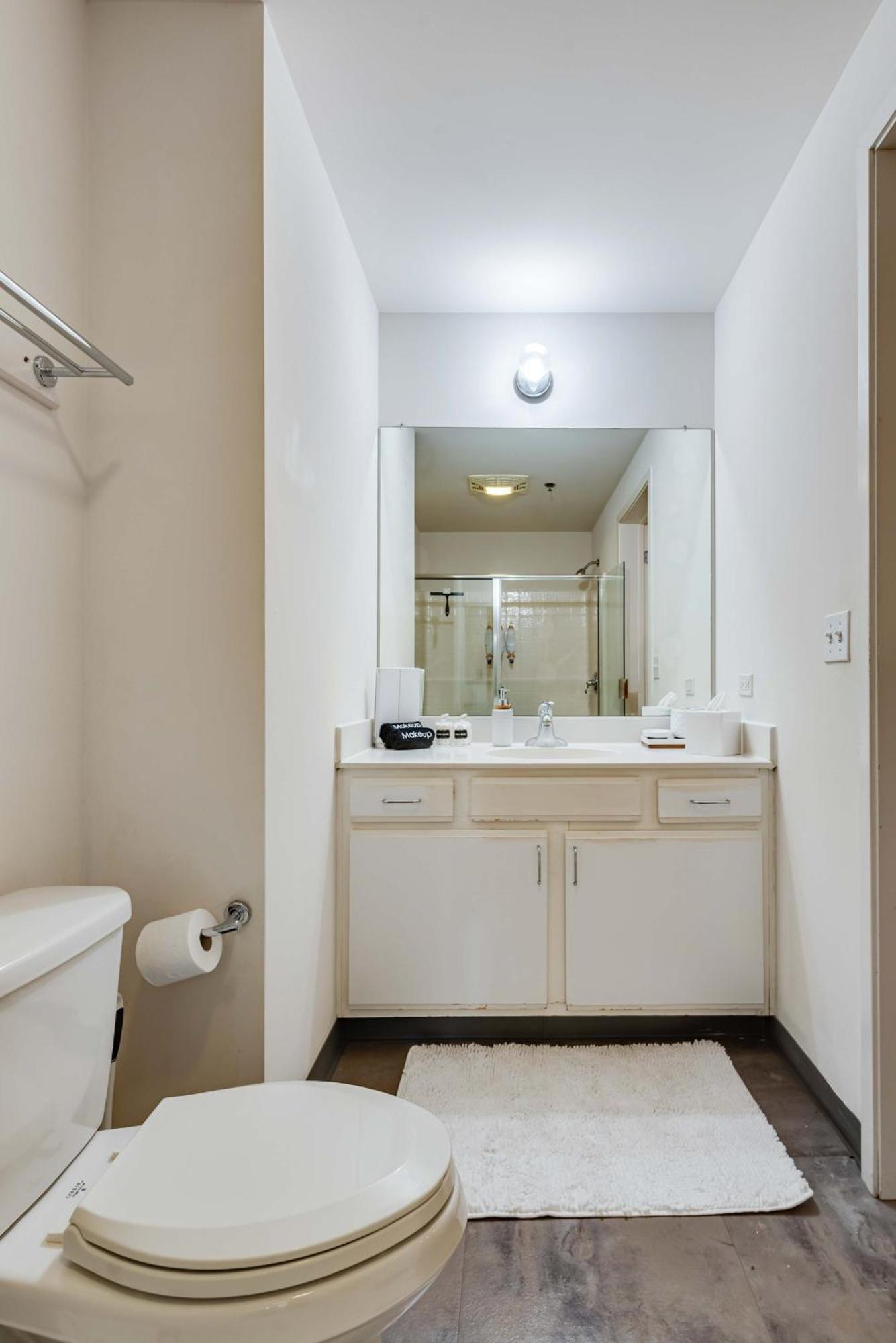 Apartment Downtown With Free In & Out Parking 2 Chicago