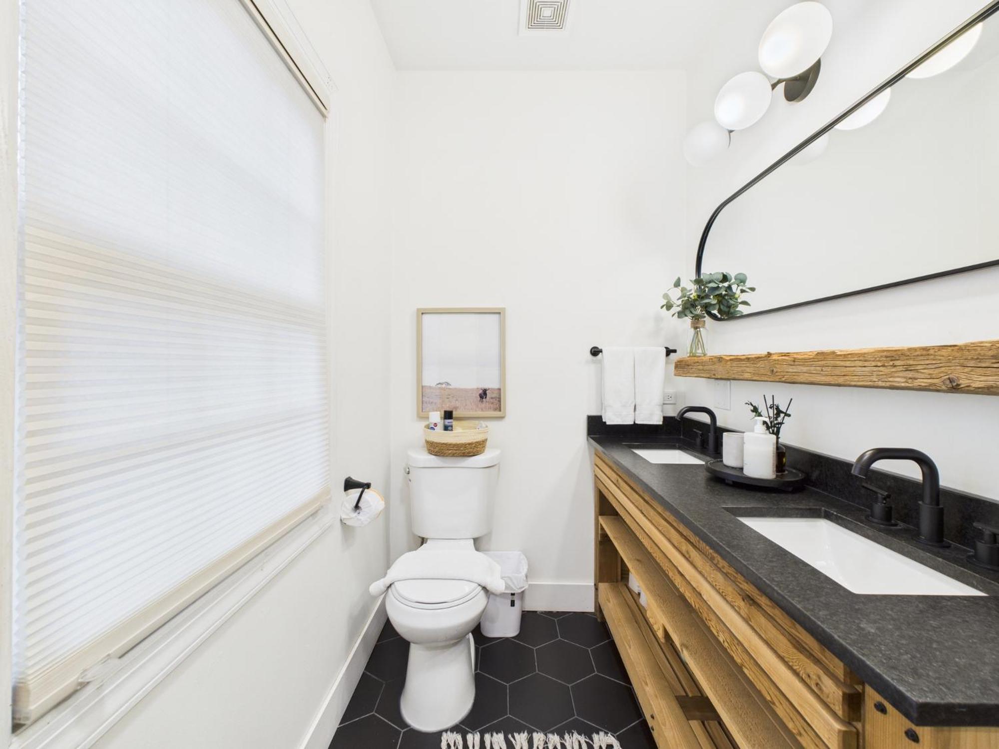 4 Bedroom 2 Deck Fire Pit Pool Table Wd 5gbps Apartment